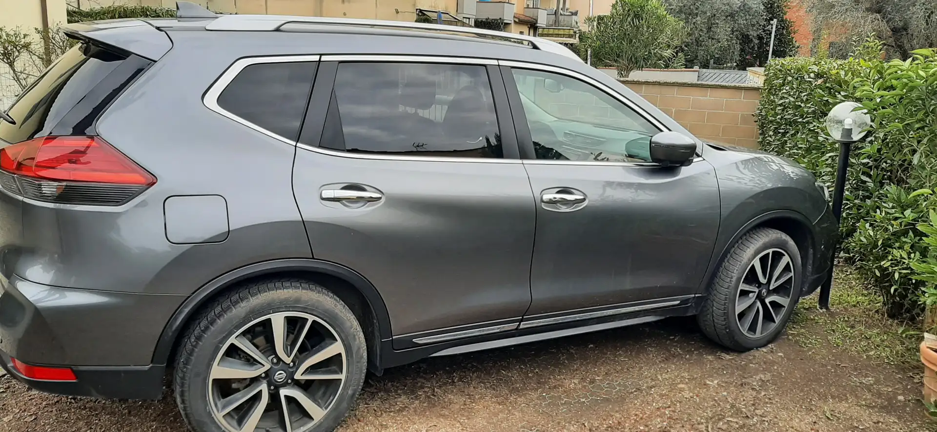 Nissan X-Trail X-Trail III 2018 1.6 dci Tekna 2wd xtronic Grigio - 2