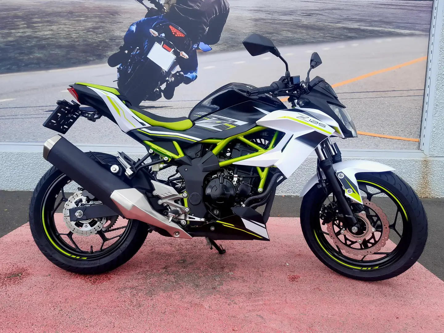 Kawasaki Z 125 ABS - 1