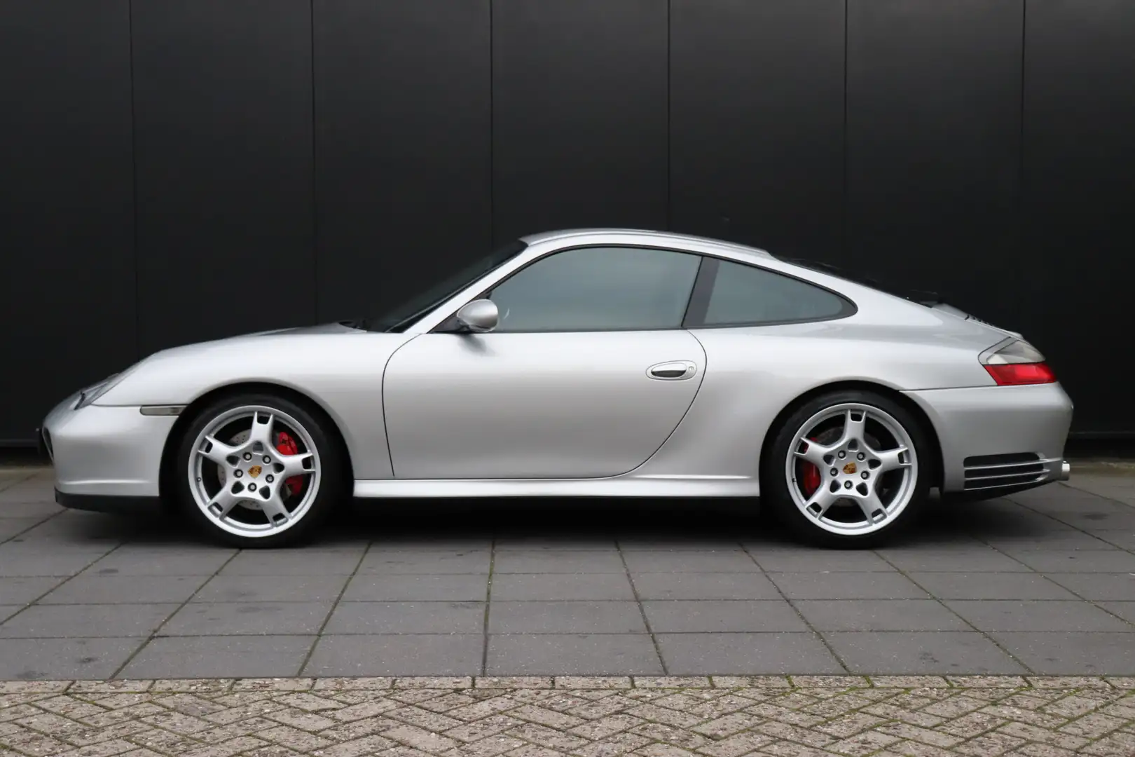 Porsche 996 3.6 Coupé Carrera 4S | BOSE | MEMORY | LEDER | SCH Grijs - 2