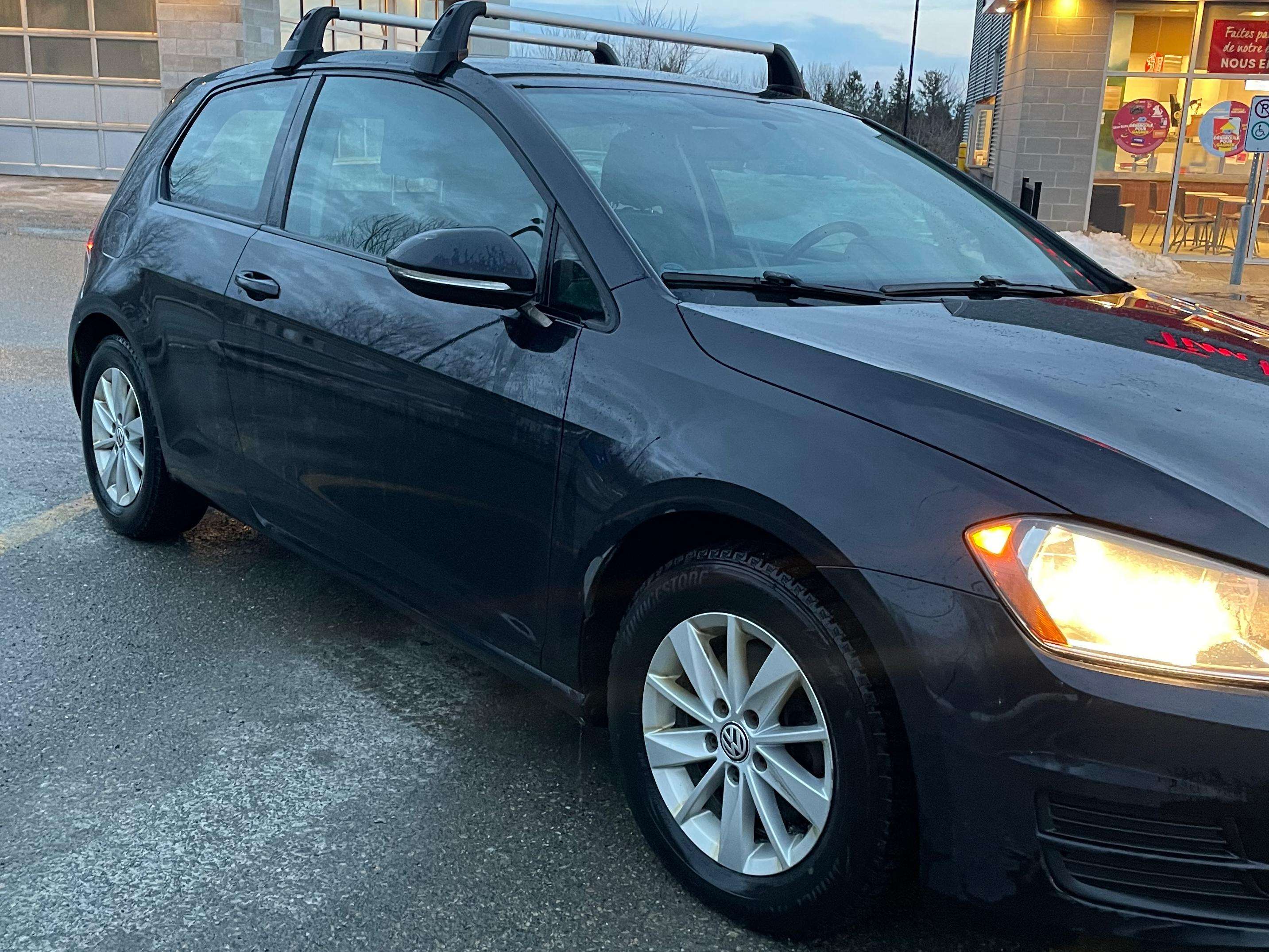 2015 Volkswagen Golf alt 2