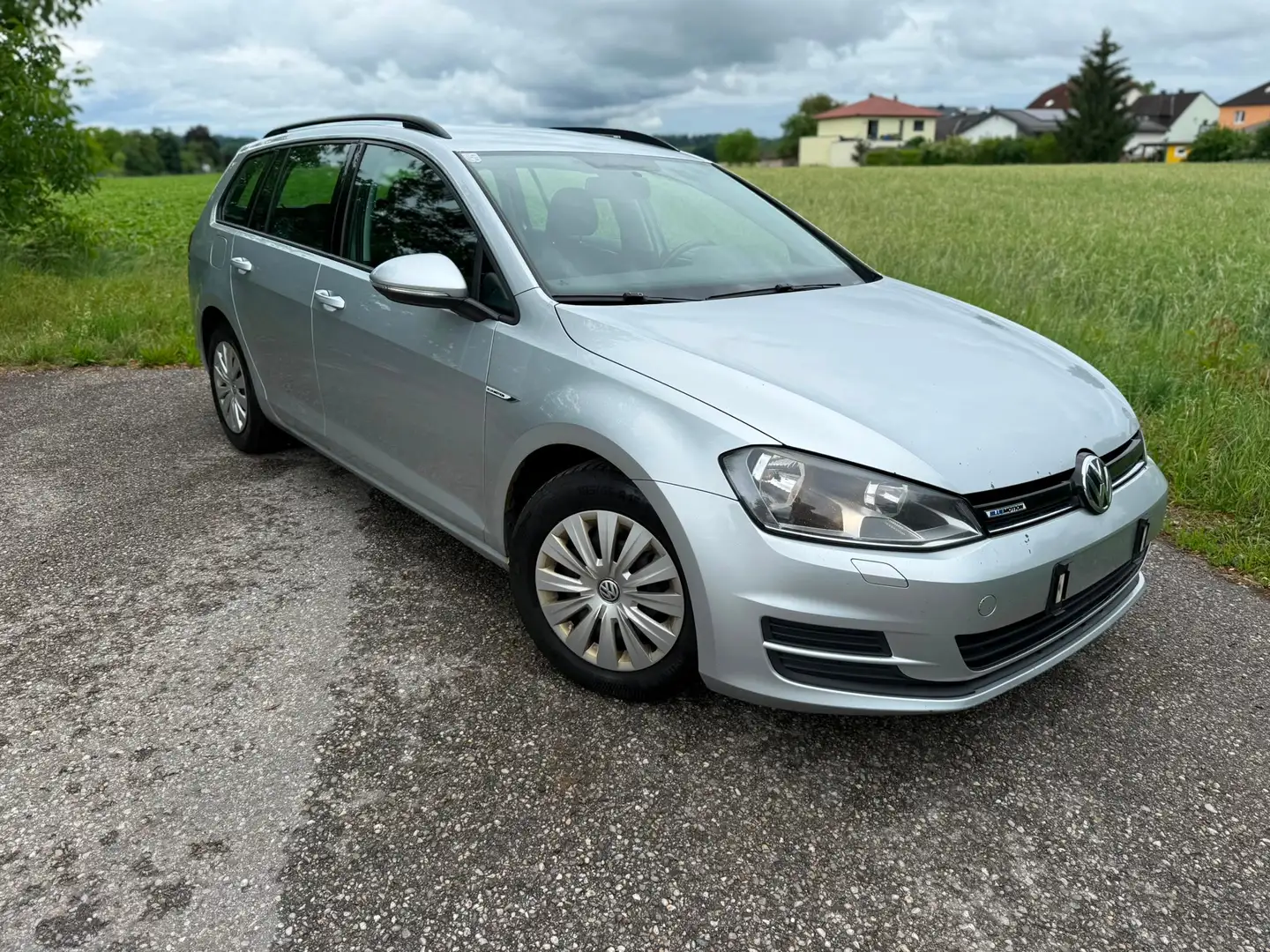Volkswagen Golf Variant Trendline BlueMotion Grau - 1