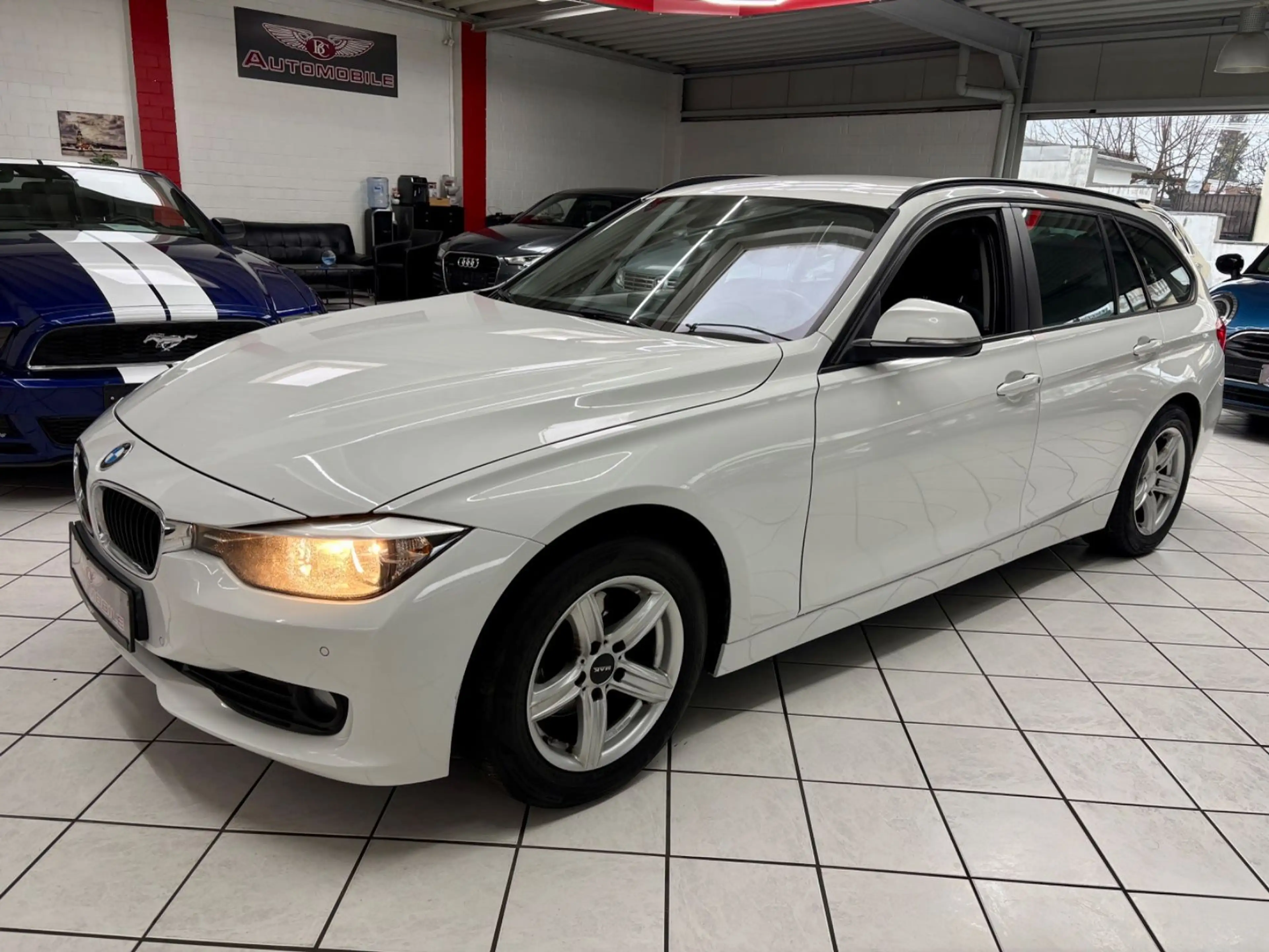 BMW 316 d Touring PDC SHZ