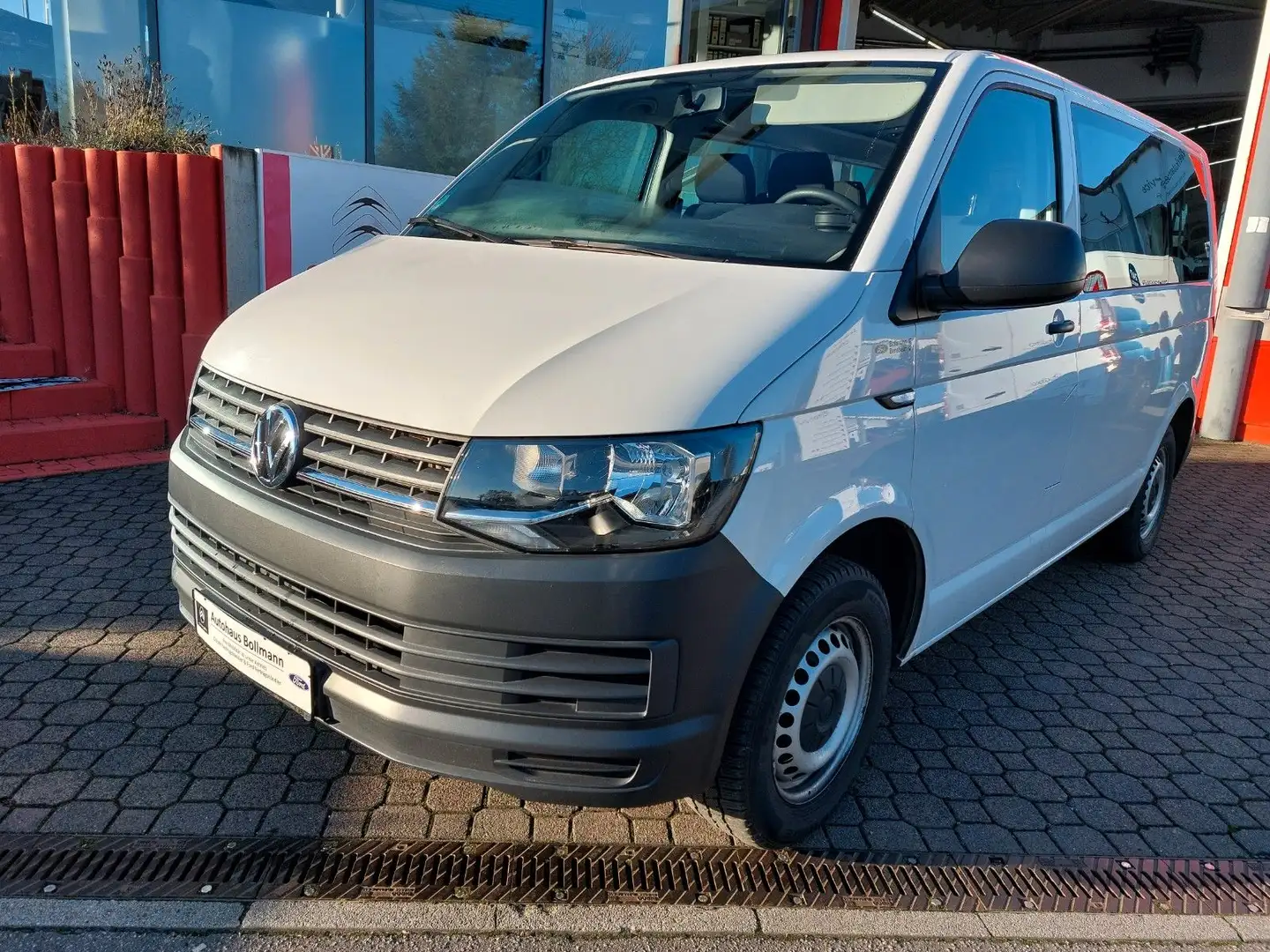 Volkswagen T6 Transporter 2.0 TDI Kasten-Kombi Blanc - 2