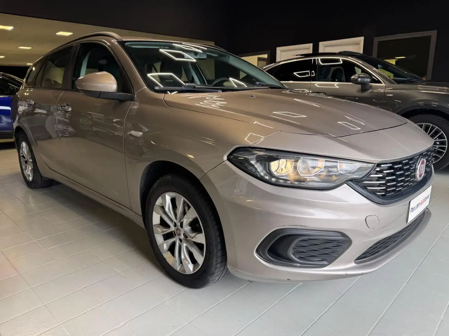 Fiat Tipo 1.3 Mjt S&S SW Business Bronzo - 1