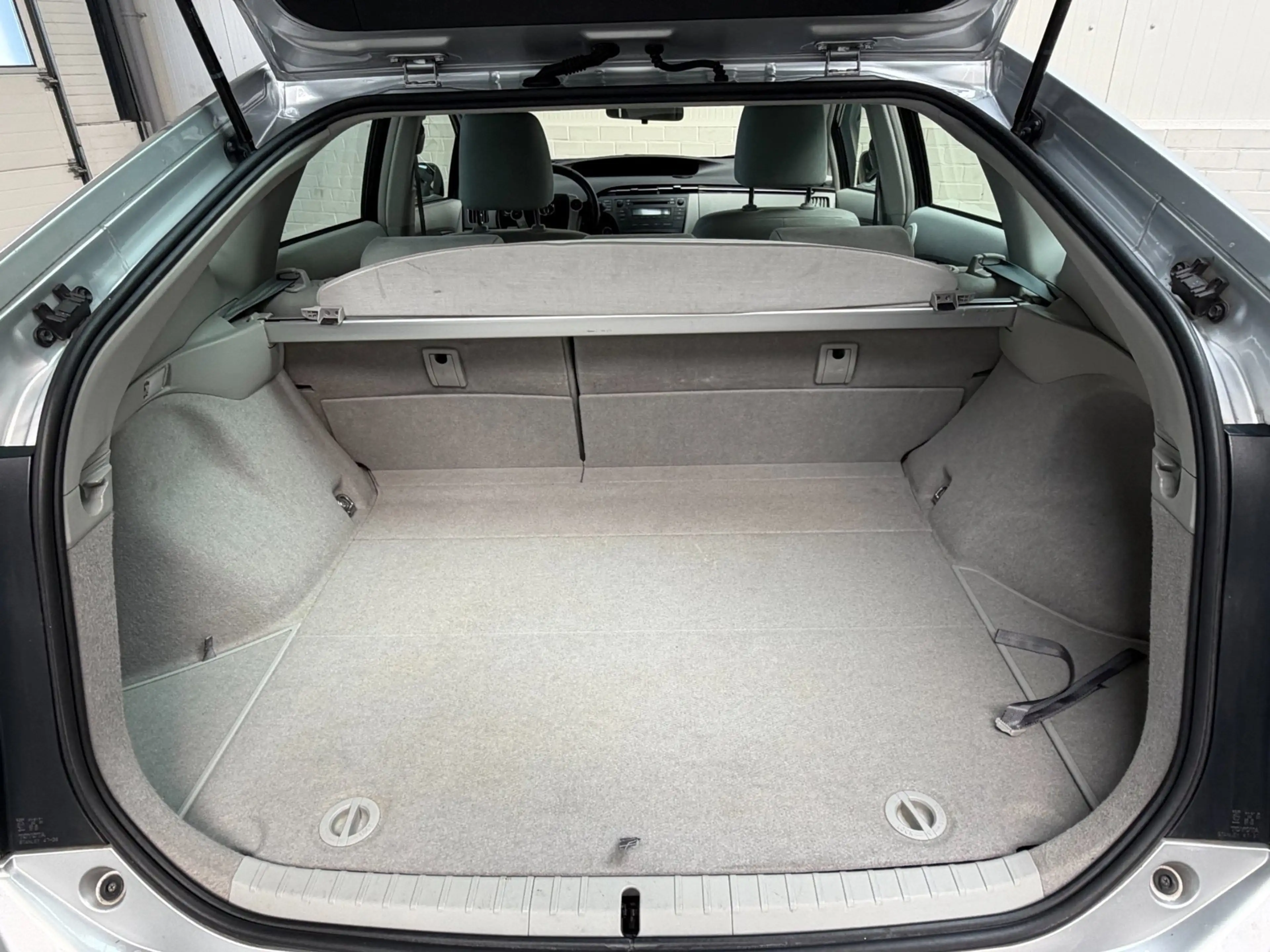 Toyota Prius 1.8 Aspiration|Dealer O.H.|Keyless — photo 9