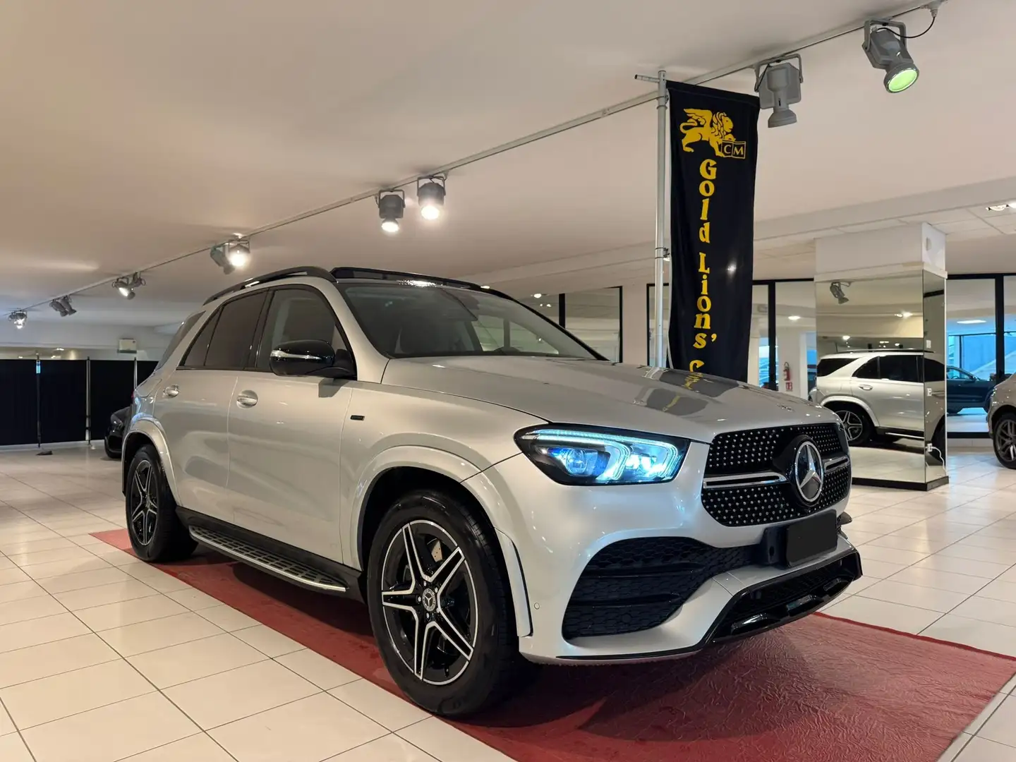 Mercedes-Benz GLE 350 de phev (e eq-power) Premium 4matic auto Silber - 1
