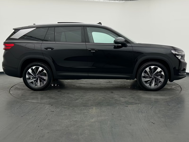 Skoda Kodiaq Kodiaq 2.0 TDI 4x4 DSG+PANO+NAV+HUD+AHK+7S+CAM — photo 5