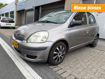 1.3 VVT-i Idols 5DRS AIRCO RIJDT HEEL GOED NAP APK