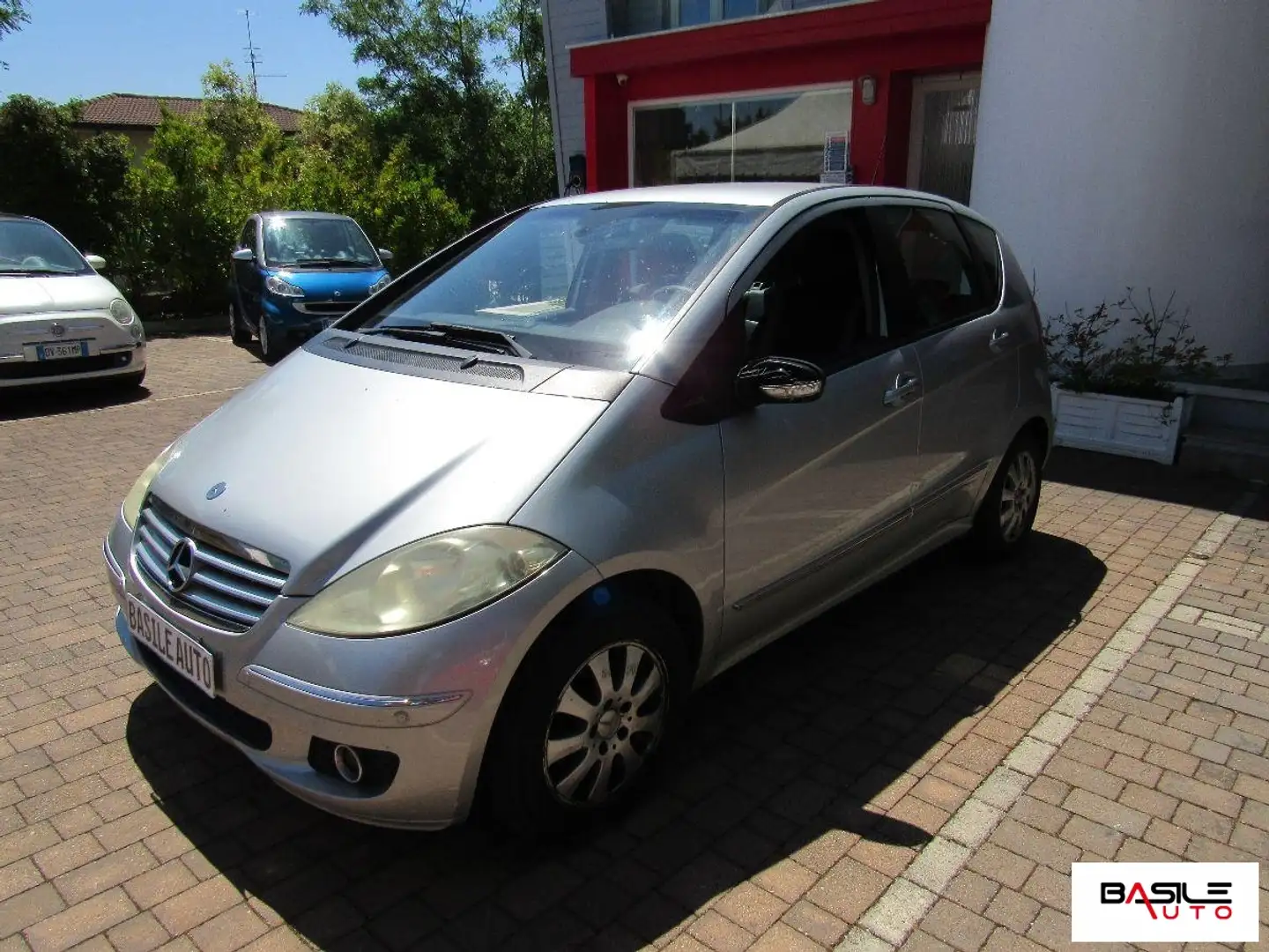 Mercedes-Benz 180 Gris - 2