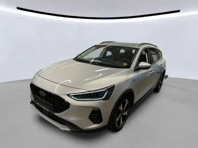Ford Focus view 2