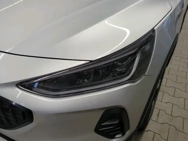 Ford Focus view 10