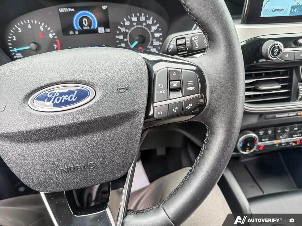 Ford Escape снимка Ford Escape