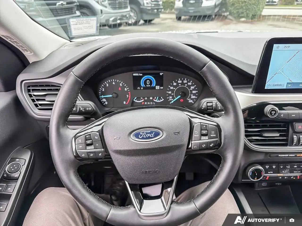 Ford Escape снимка Ford Escape
