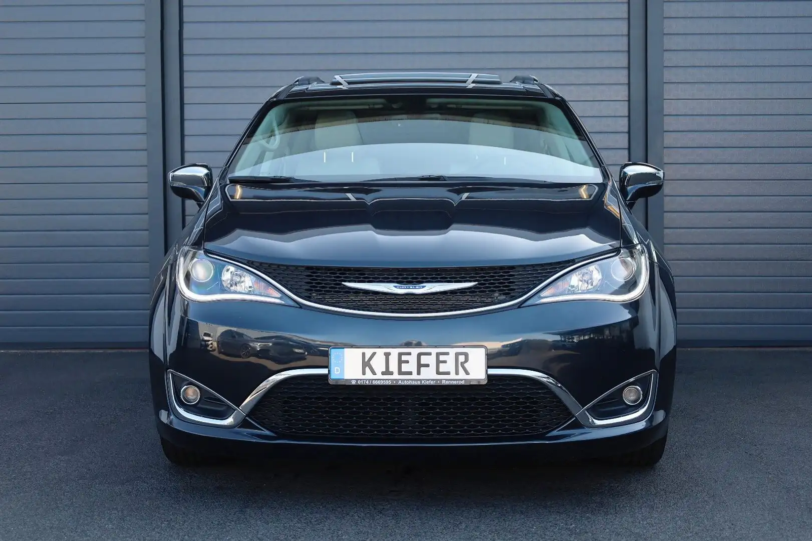 Chrysler Pacifica LIMITED/LPG/Staubsauger/4xSHZ/SBL/LHZ Gris - 2