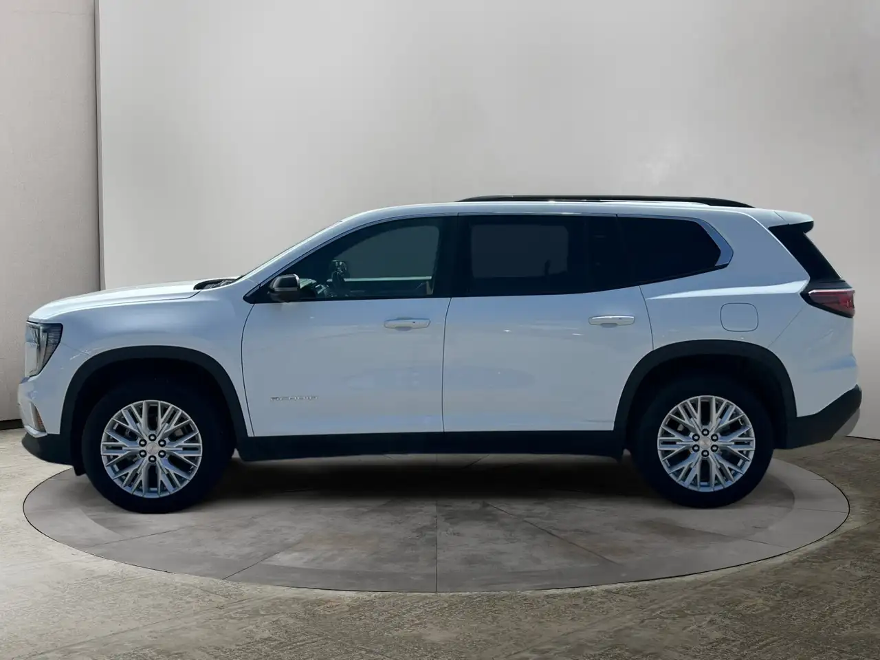 GMC Acadia photo GMC Acadia