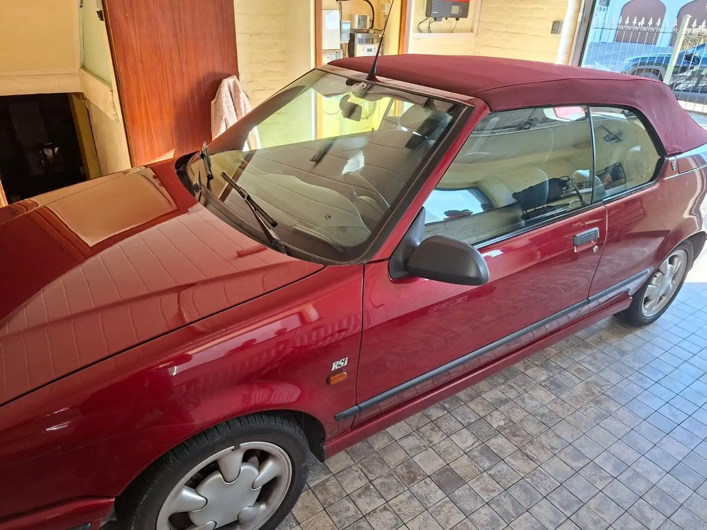 Renault R 19 R19 Cabriolet 1.8 RSi Rood - 2