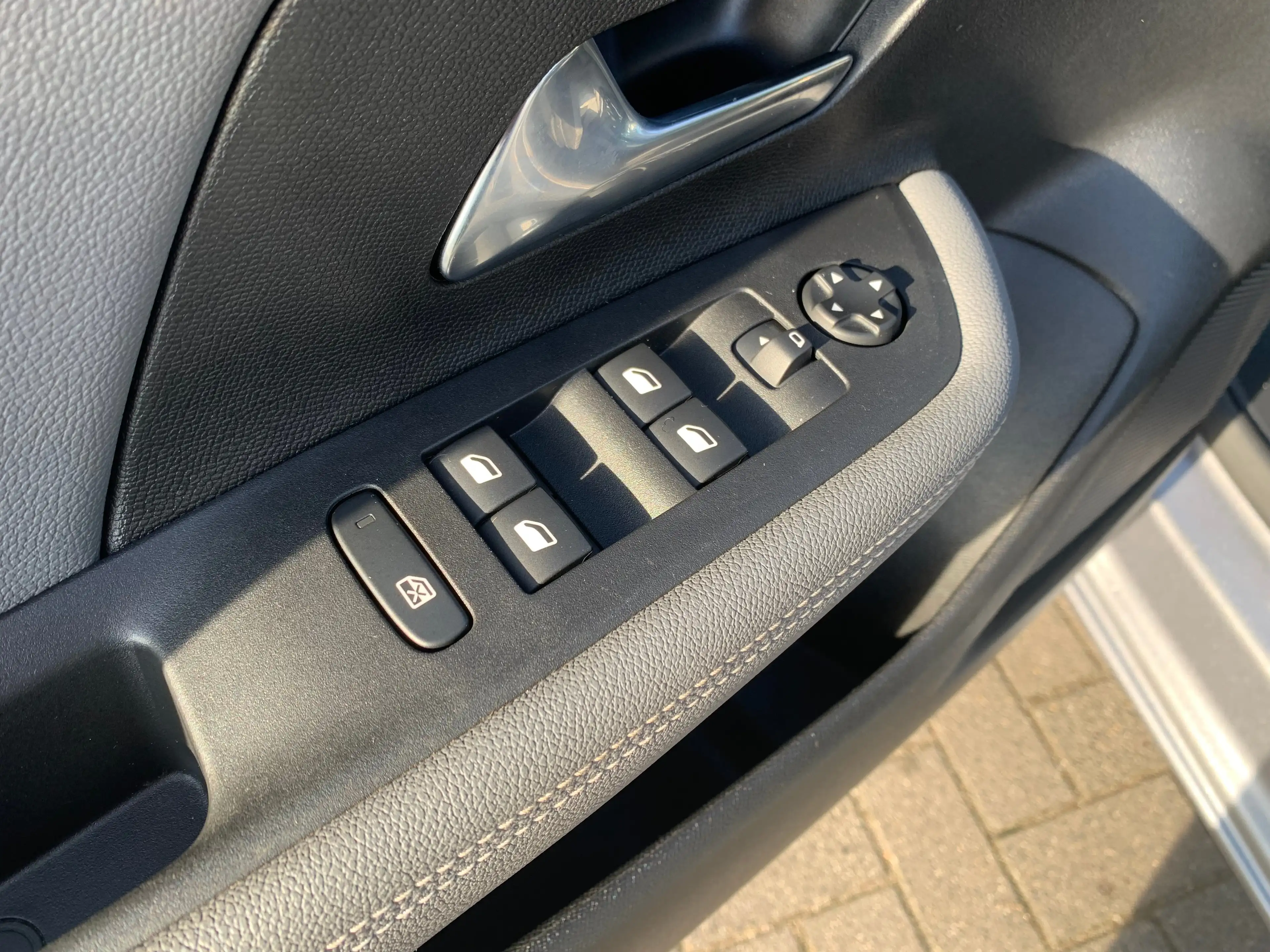 Opel Mokka-E Electric Level 3 50 kWh SOH 96,3% | Airco | Camera — photo 9