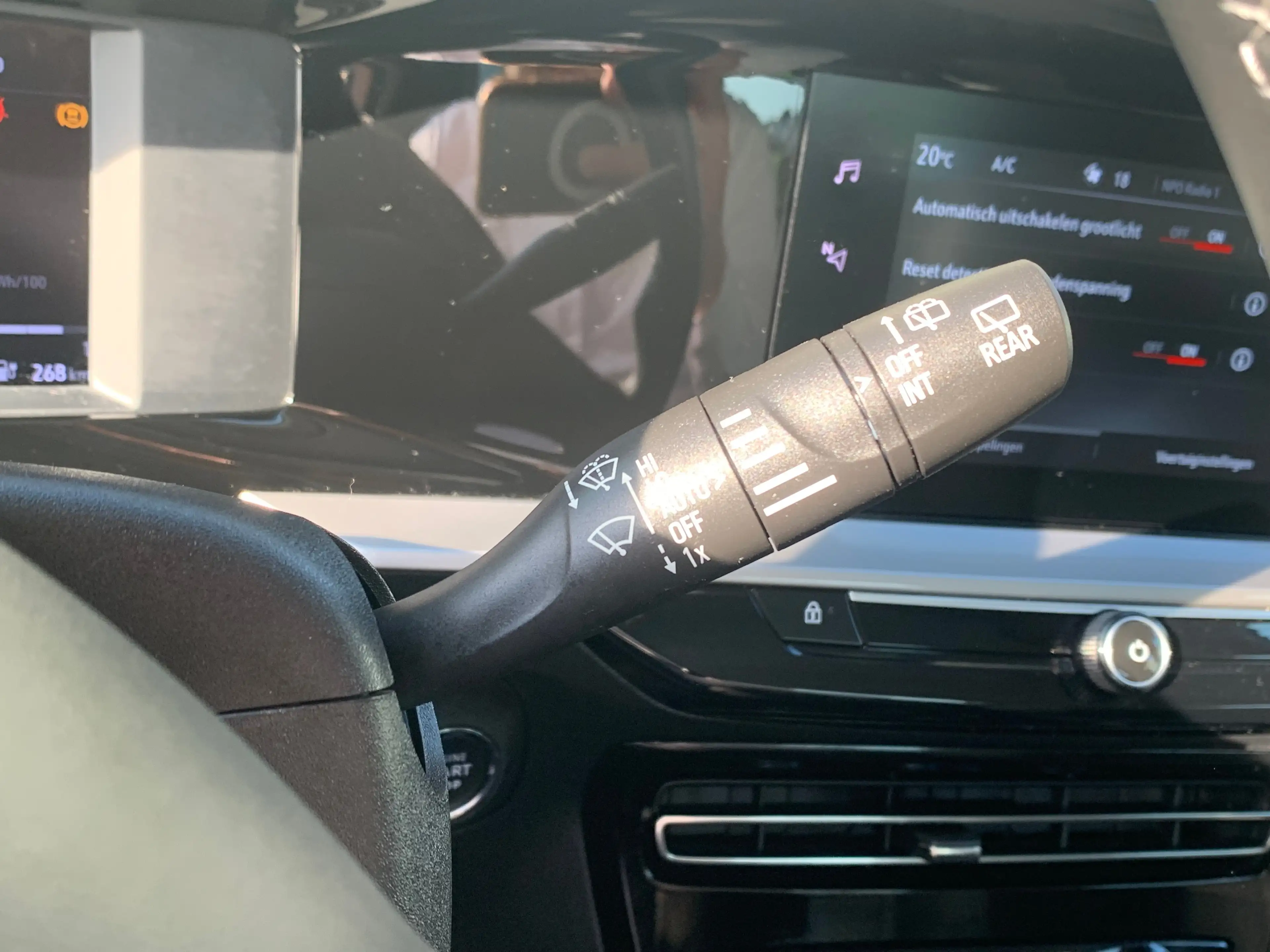 Opel Mokka-E Electric Level 3 50 kWh SOH 96,3% | Airco | Camera — photo 14