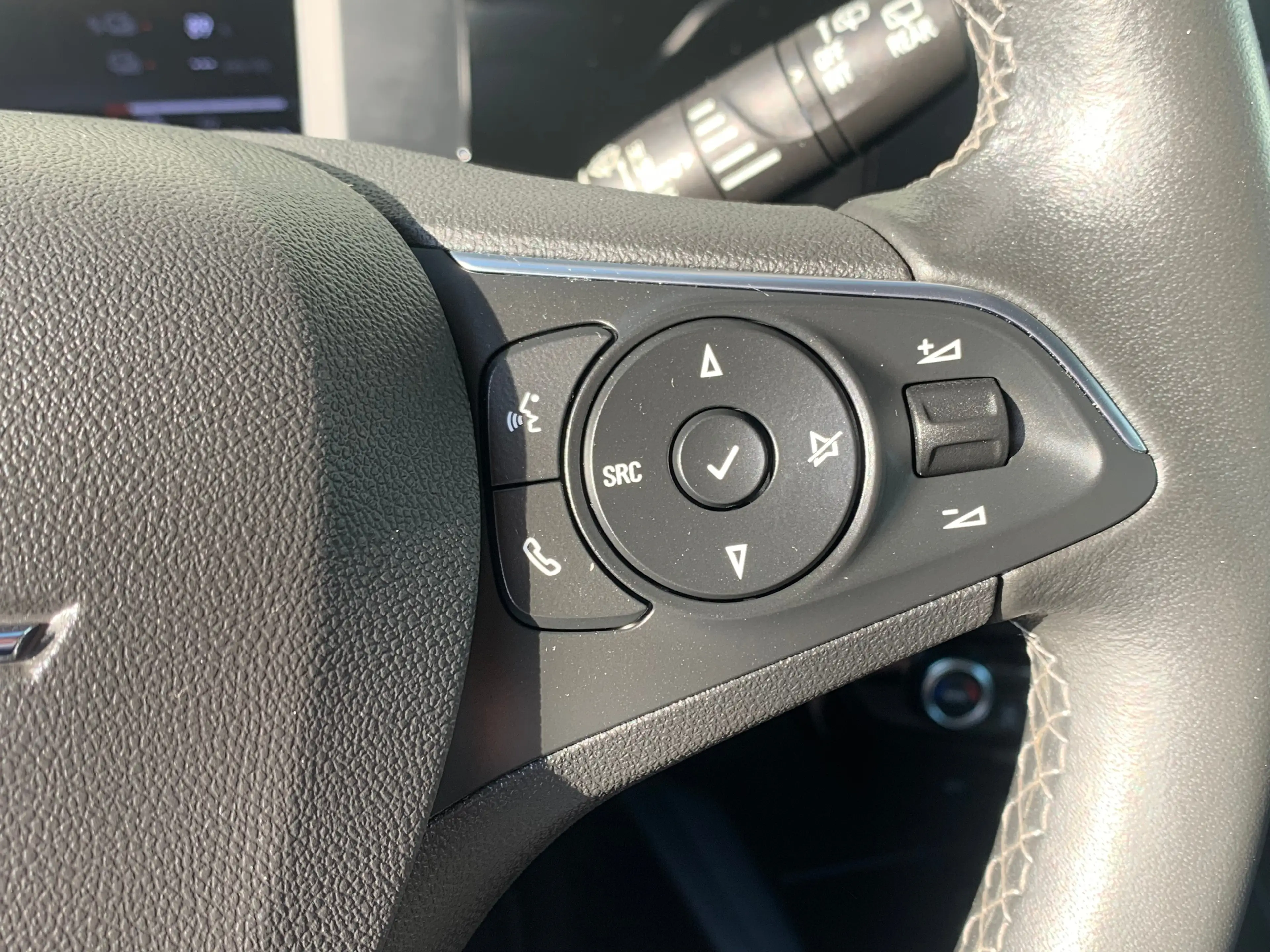 Opel Mokka-E Electric Level 3 50 kWh SOH 96,3% | Airco | Camera — photo 13