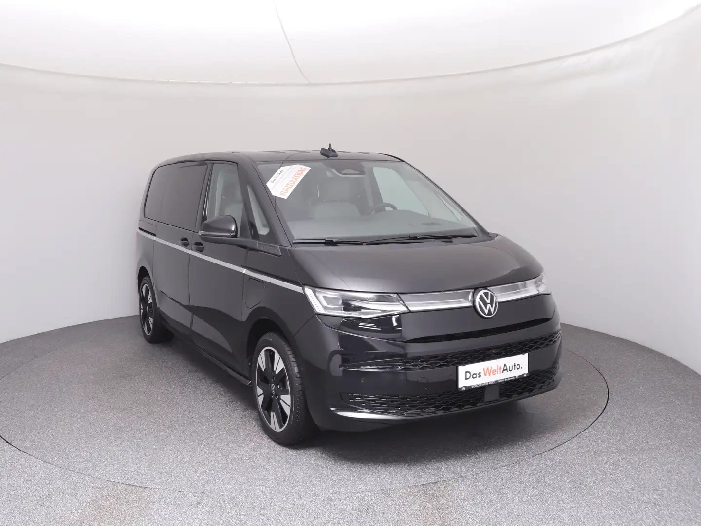 Volkswagen T7 Multivan VW T7 Multivan Style eHybrid 180 kW 4MOTION Schwarz - 2