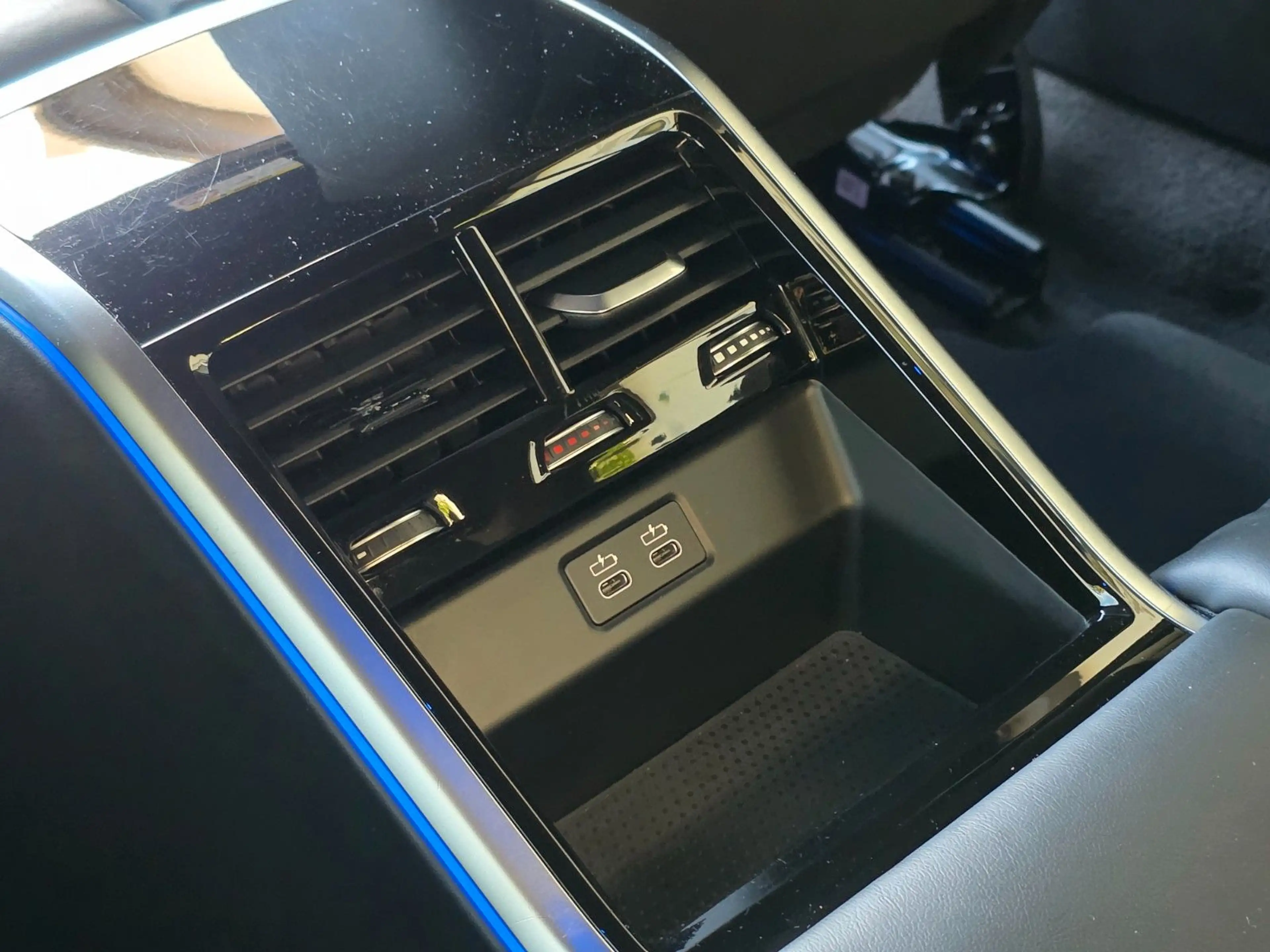 BMW M850 I Gran Coupe xDrive *Bowers & Wilkins*Soft — photo 31