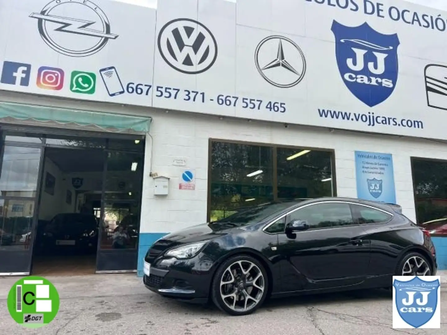 Opel Astra GTC 2.0 T S/S OPC - 1