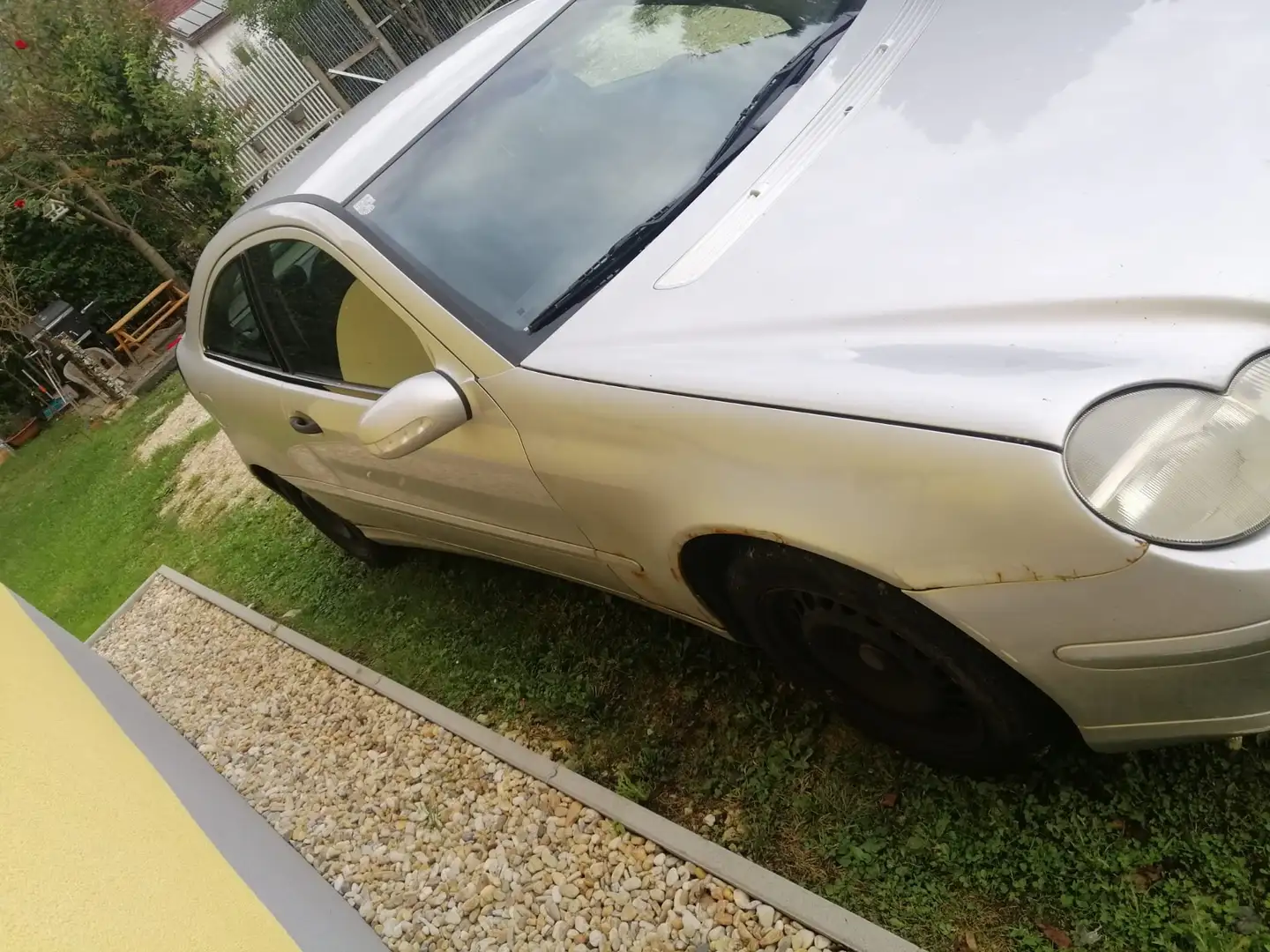 Mercedes-Benz C 180 C 180 Coupé Aut. Silber - 2