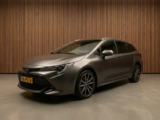 Toyota Corolla view 3