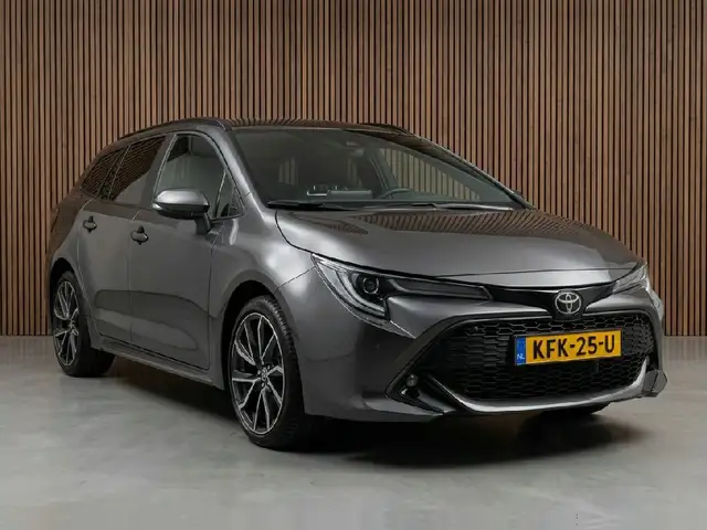Toyota Corolla view 2