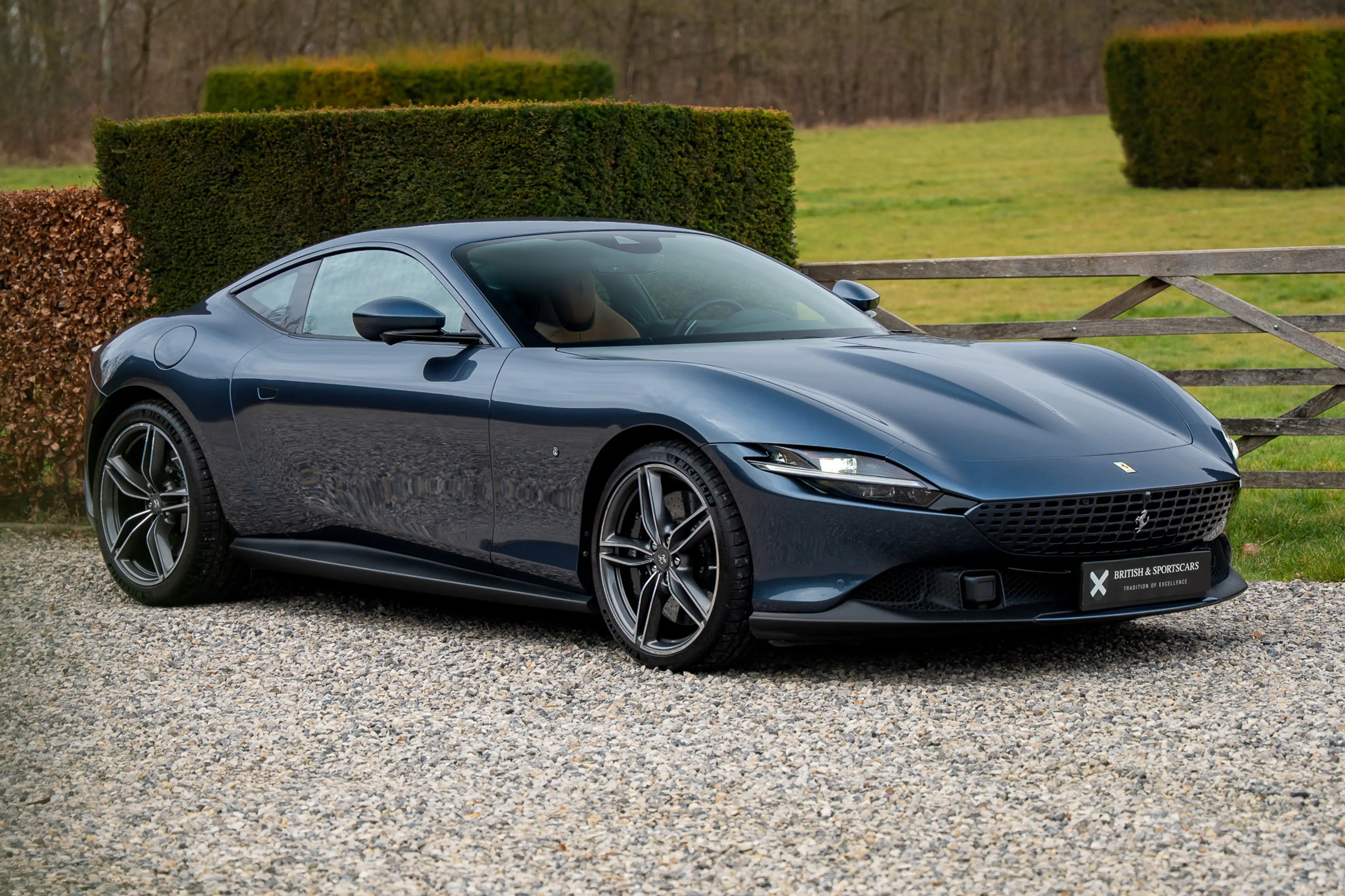 Ferrari Roma 3.9 V8 Blue Over Tan