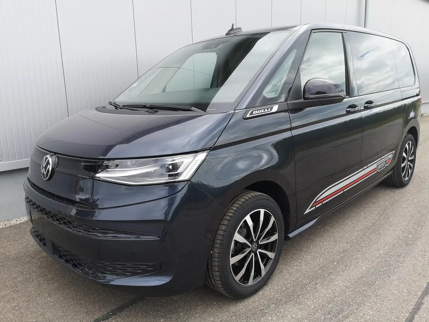 Volkswagen T7 Multivan 2.0 TDI KÜ DSG Navi Standh. Sport Edition Pano ... Albastru - 1
