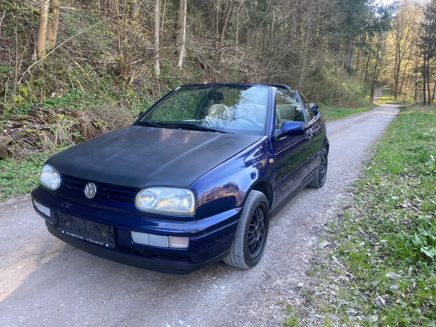 Volkswagen Golf Cabriolet 1.9 TDI Albastru - 1