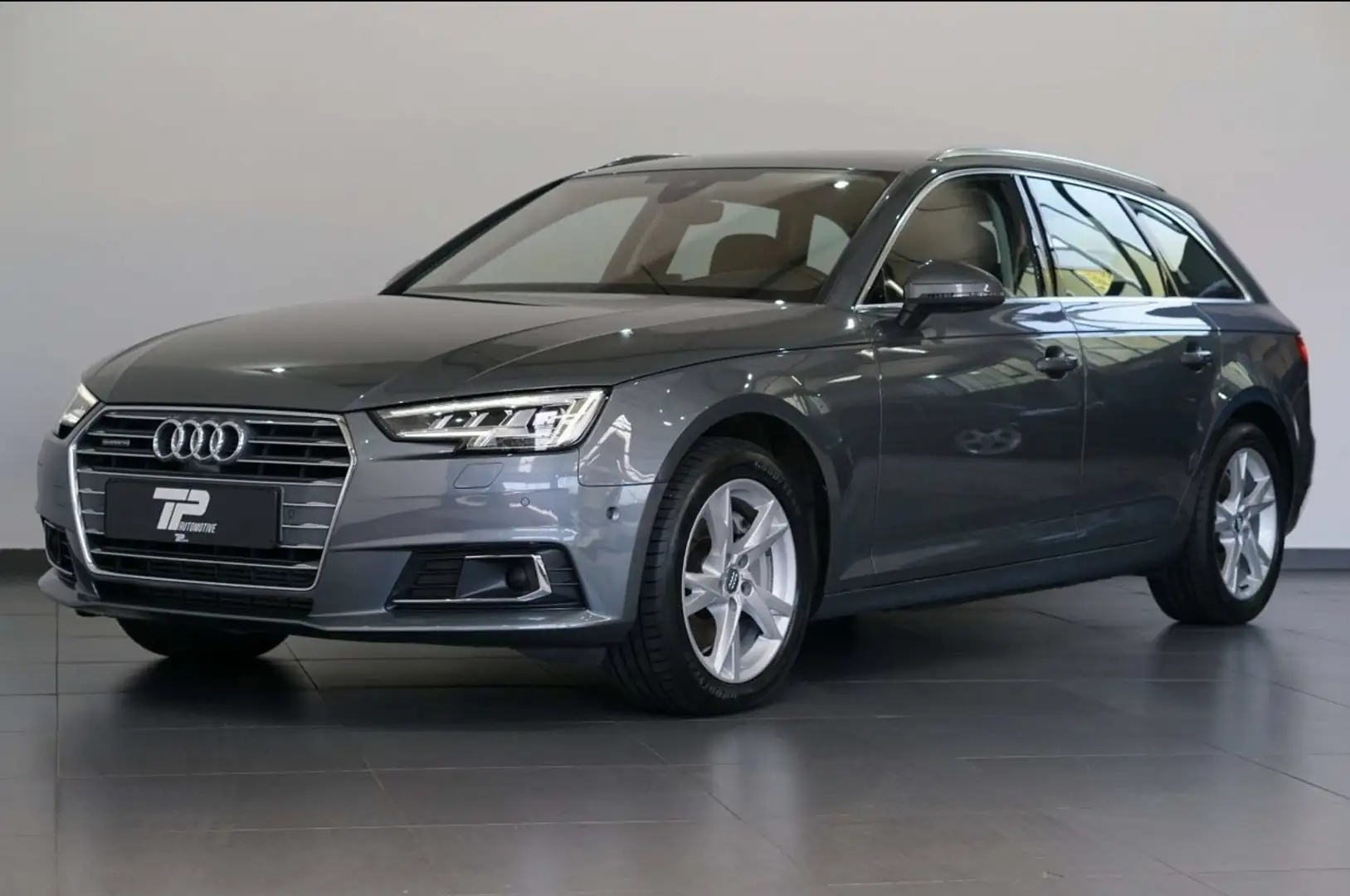 Audi A4 Avant 3.0 TDI quattro S tronic Grau - 1
