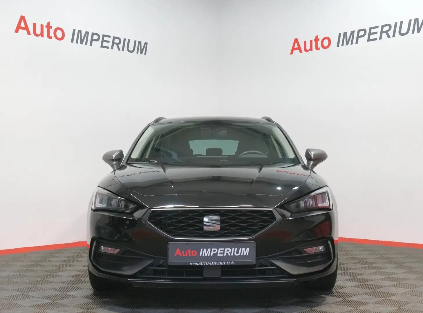 SEAT Leon Sportstourer FR 2.0 TDI*ACC*LED*DAB* Zwart - 2
