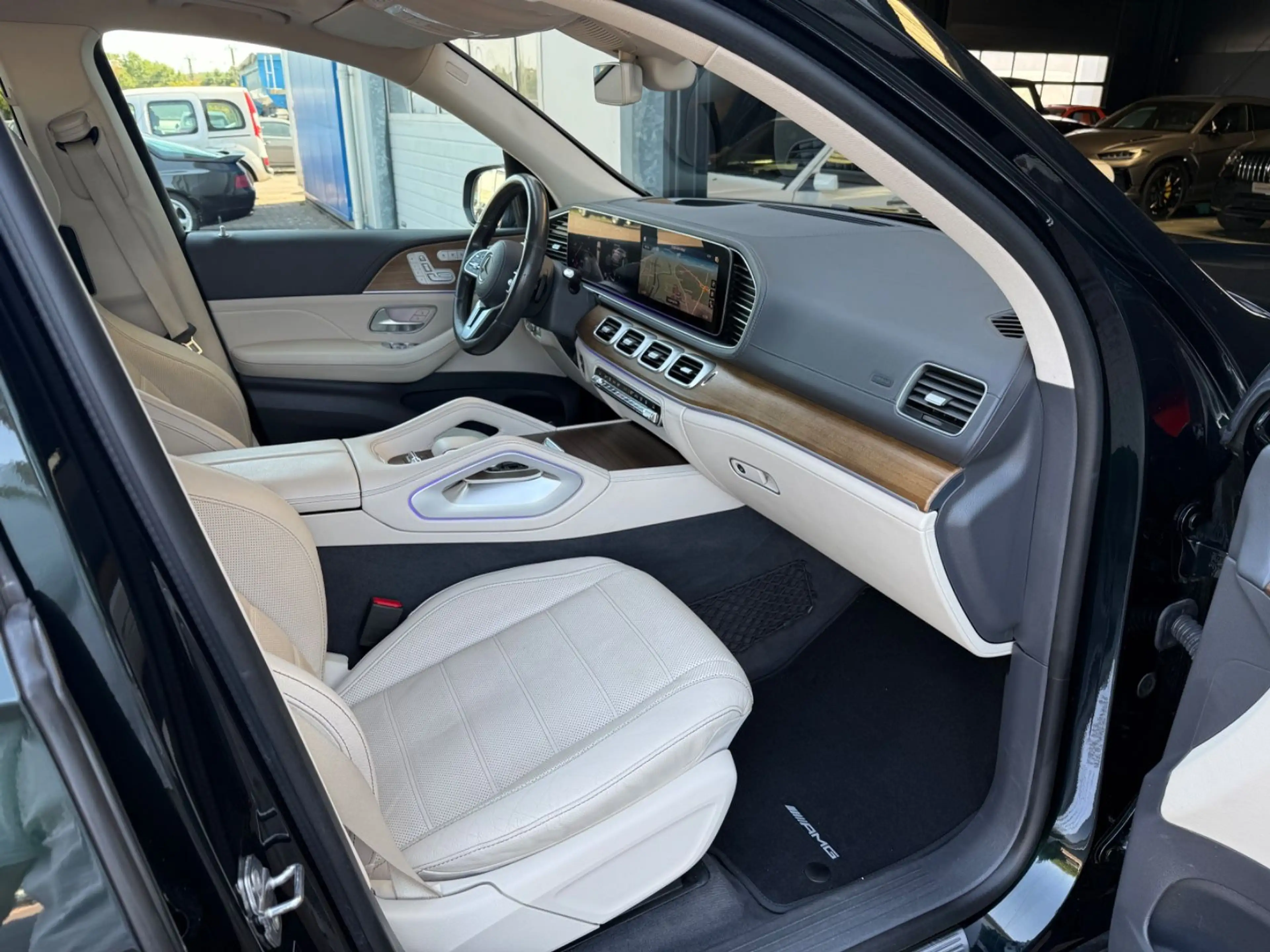 Mercedes-Benz GLS 400 d 4Matic AMG/BURMESTER/AIRMATIC/HEADUP — photo 11