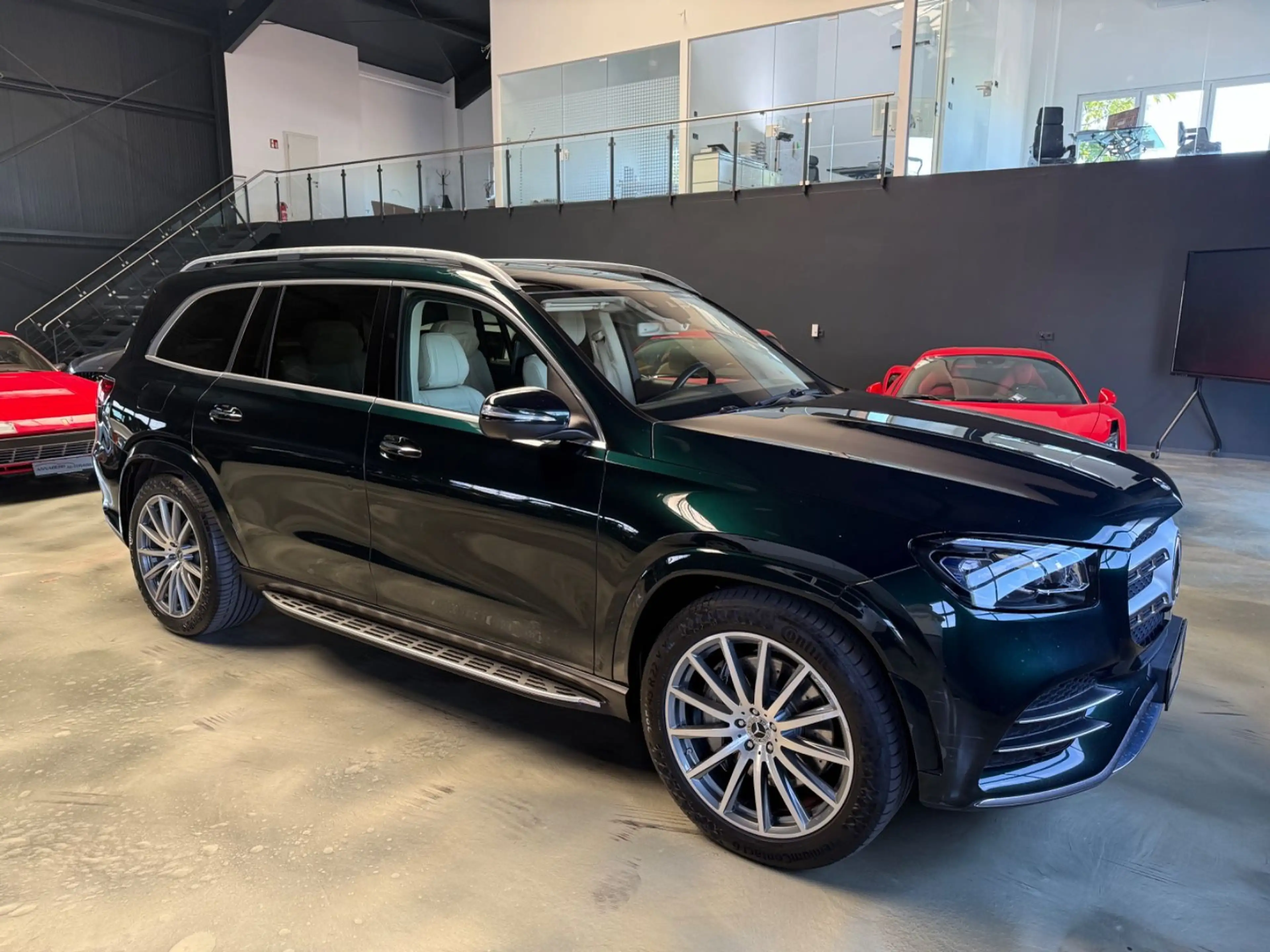 Mercedes-Benz GLS 400 d 4Matic AMG/BURMESTER/AIRMATIC/HEADUP — photo 2