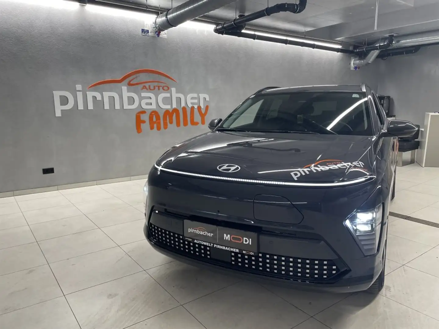 Hyundai KONA EV (SX2) GO 64,8 kWh k6eg2-PP1-OO5 Grau - 1