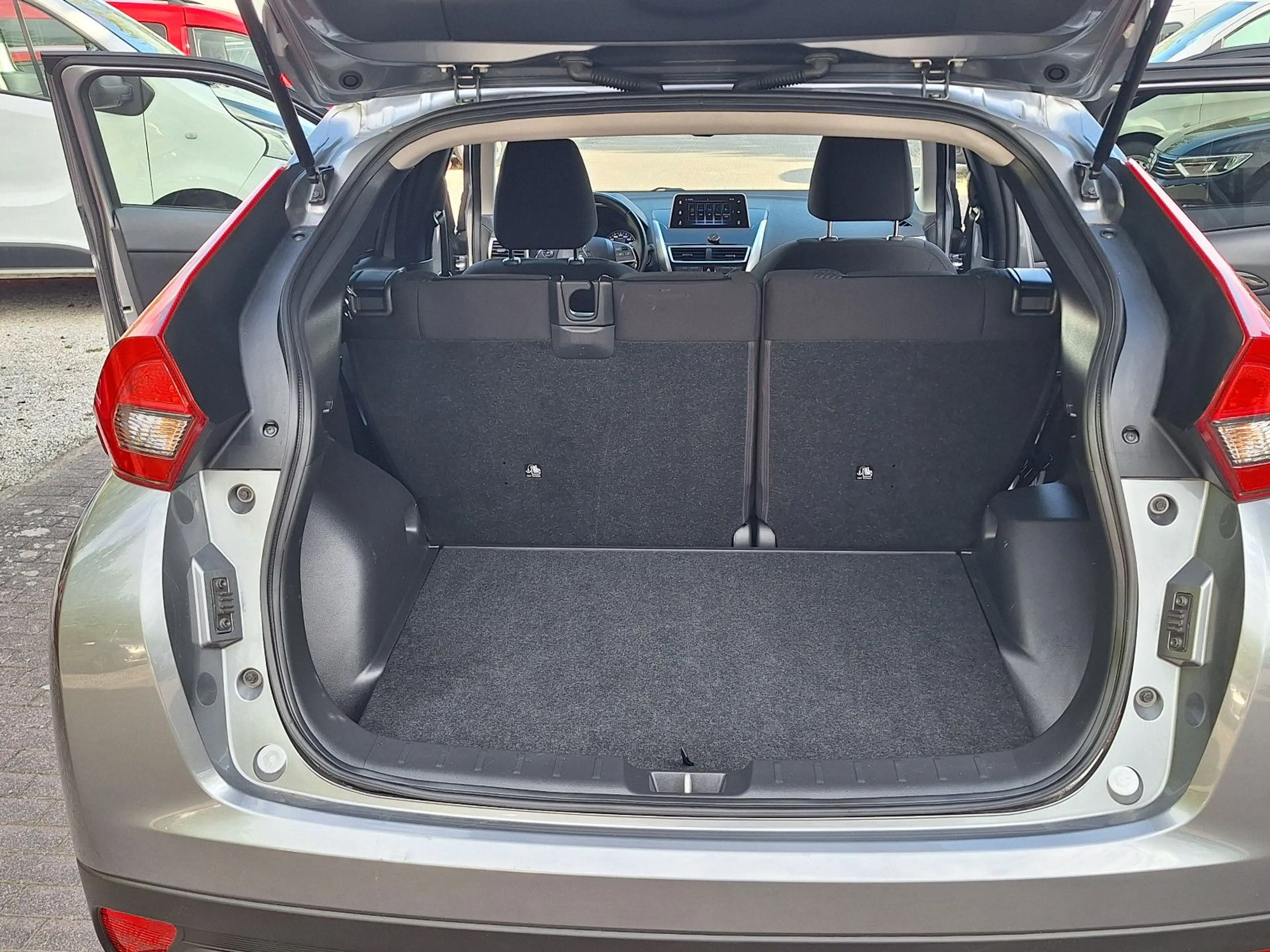 Mitsubishi Eclipse Cross Active 2WD 2.Hand Kamera — photo 15
