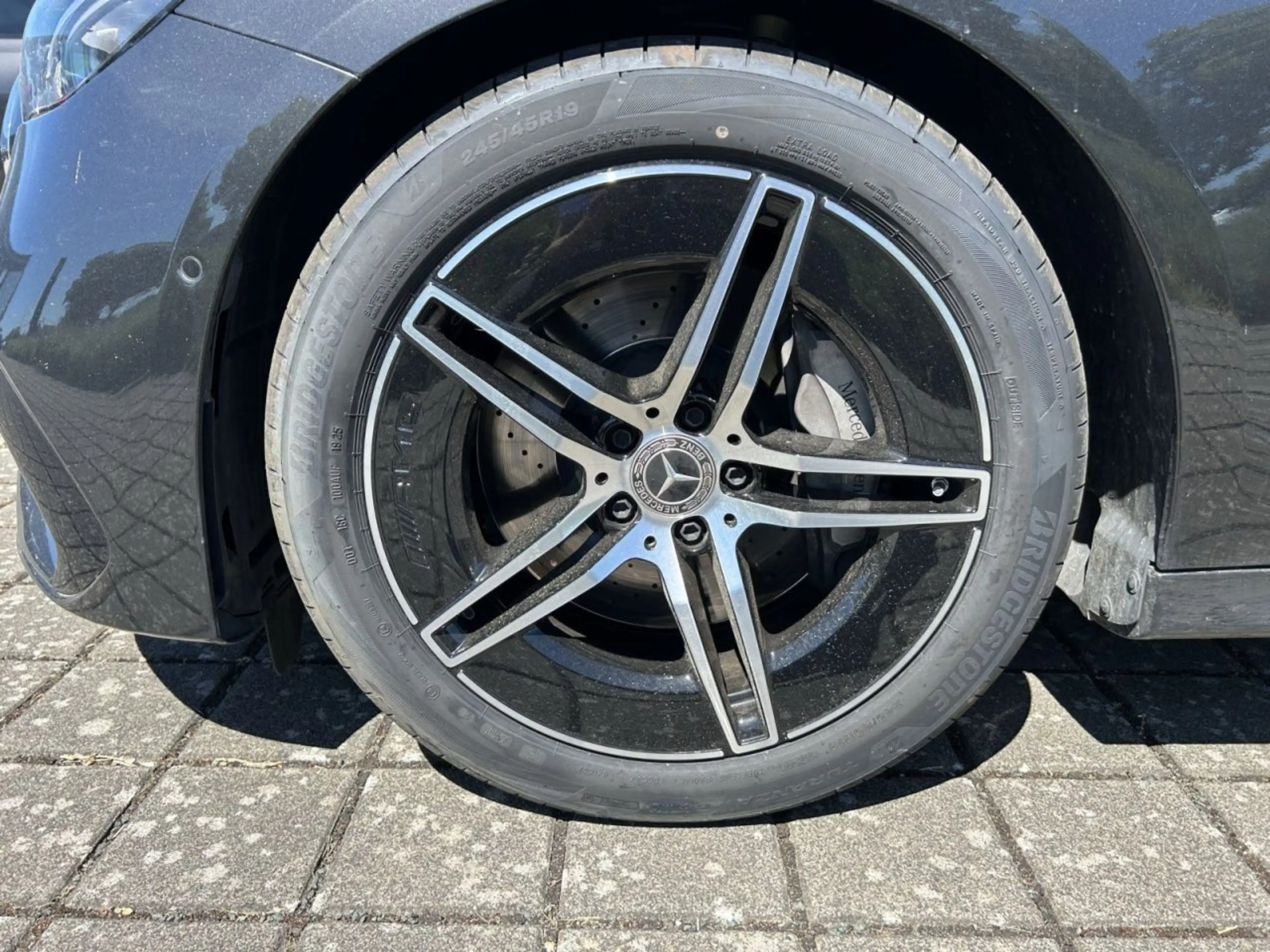 Mercedes-Benz E 220 d Limo AMG+NIGHT+TOTW+AMBIENTE+DISTRONIC — photo 11