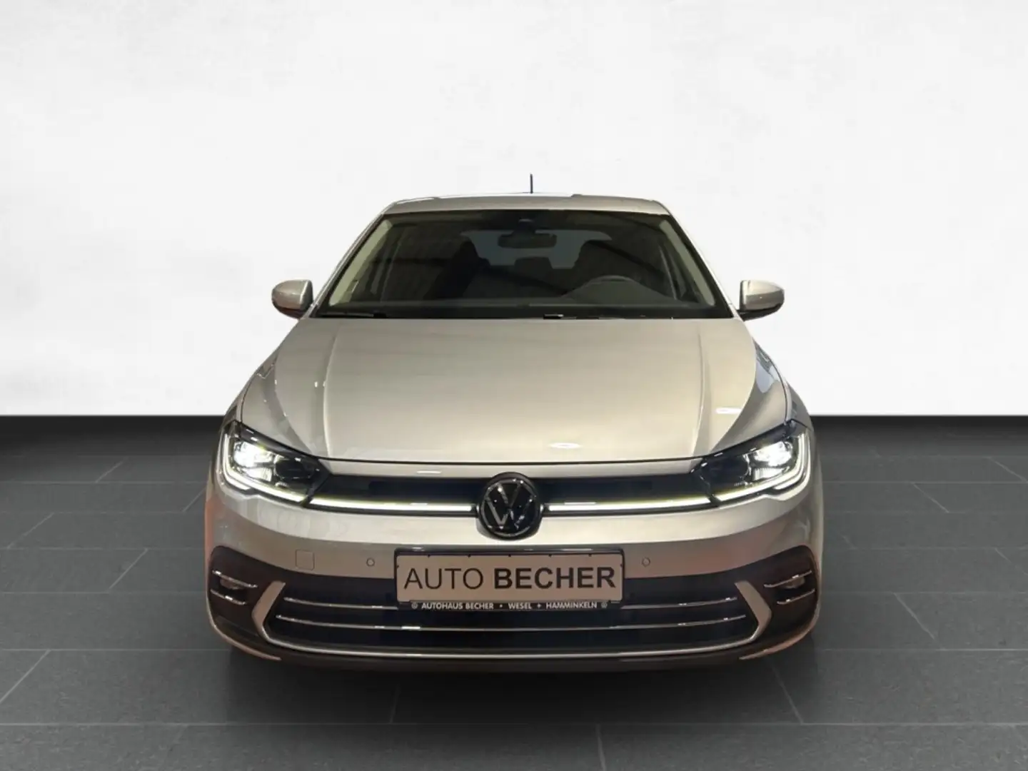 Volkswagen Polo 1.0 TSI 5-Gang Style /Navi/IQ.Drive/Matrix Silber - 2