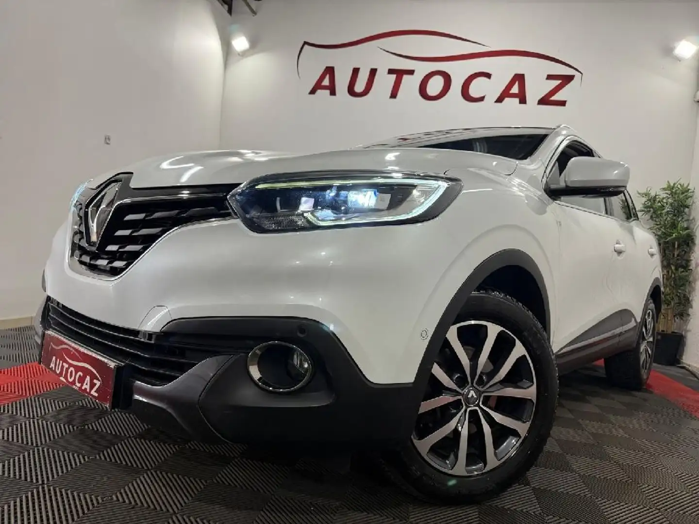 Renault Kadjar TCe 130 Energy Intens Blanc - 2