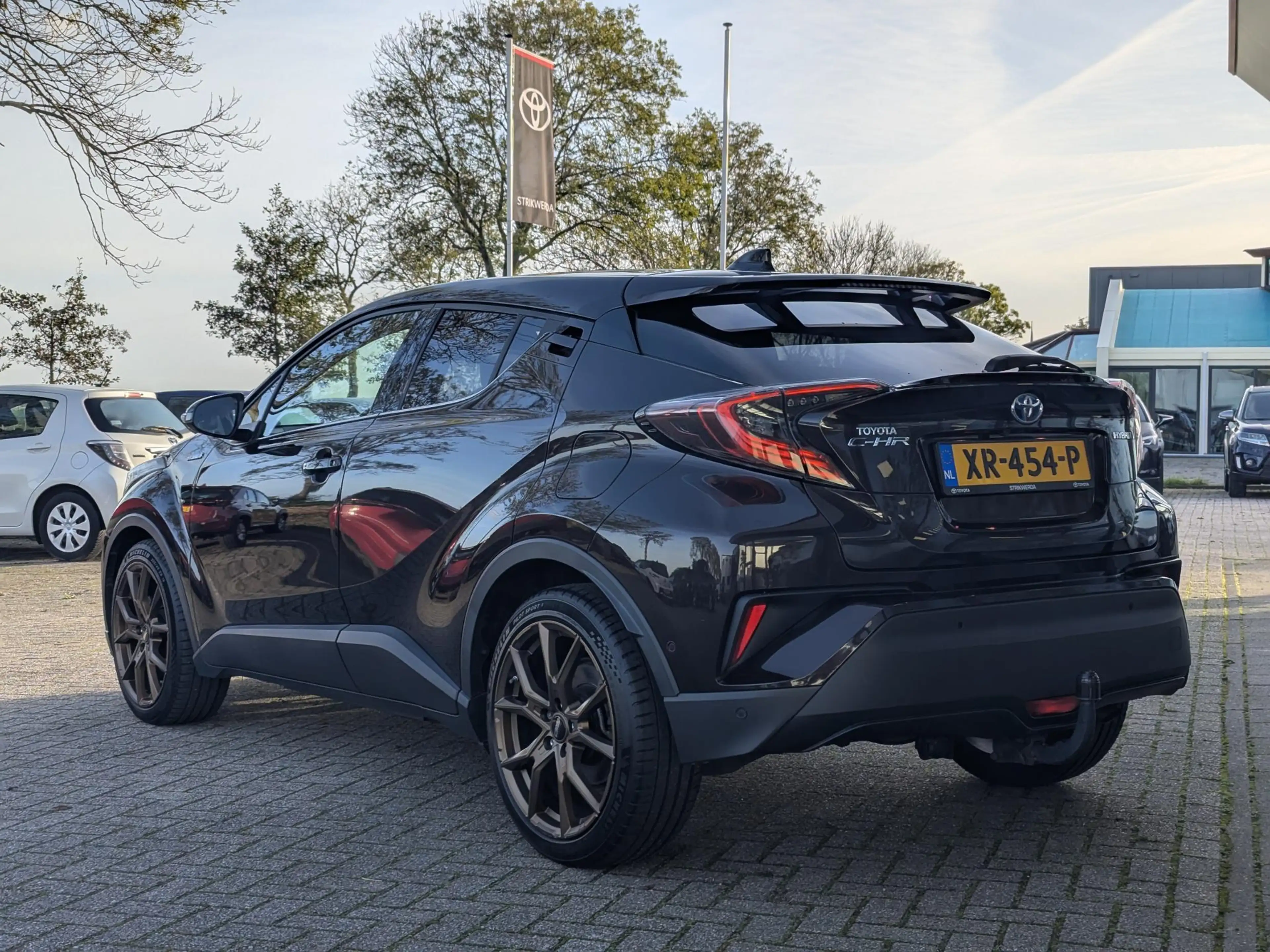 Toyota C-HR 1.8 Hybrid Executive | Trekhaak | JBL | Stoel- stu — photo 9