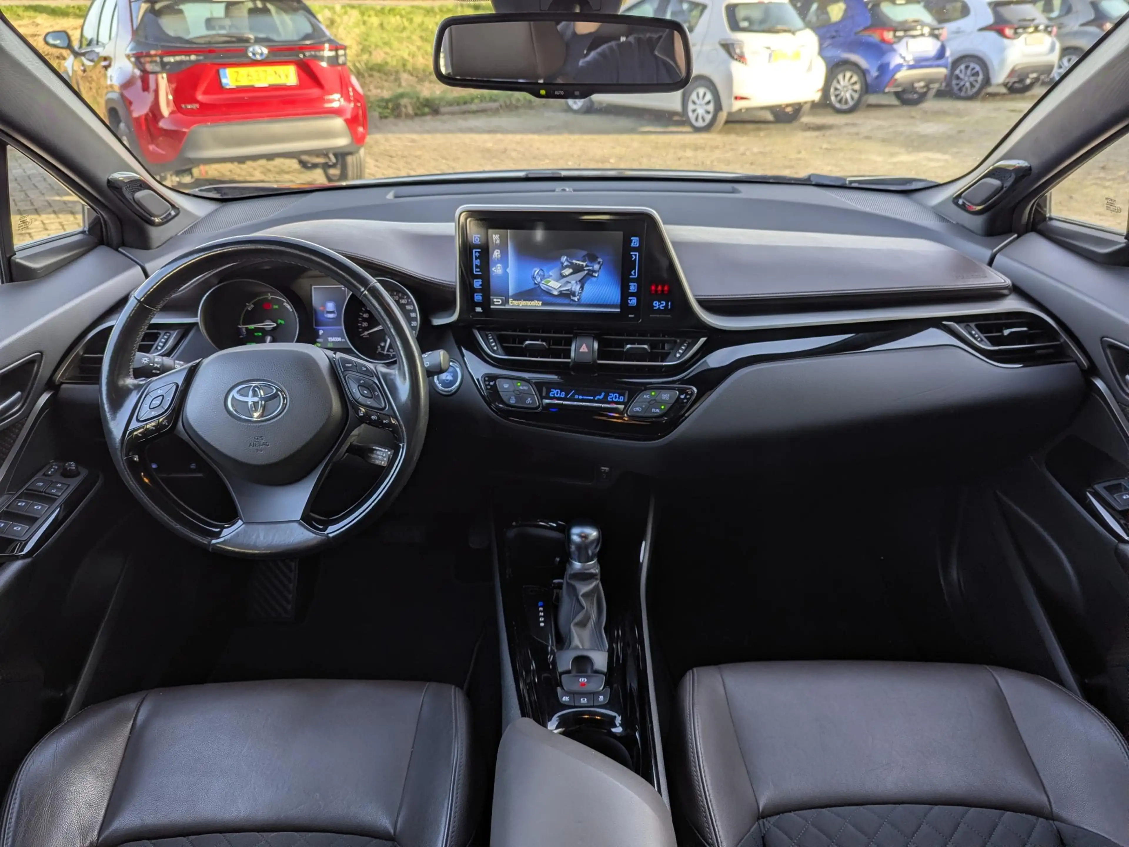 Toyota C-HR 1.8 Hybrid Executive | Trekhaak | JBL | Stoel- stu — photo 3