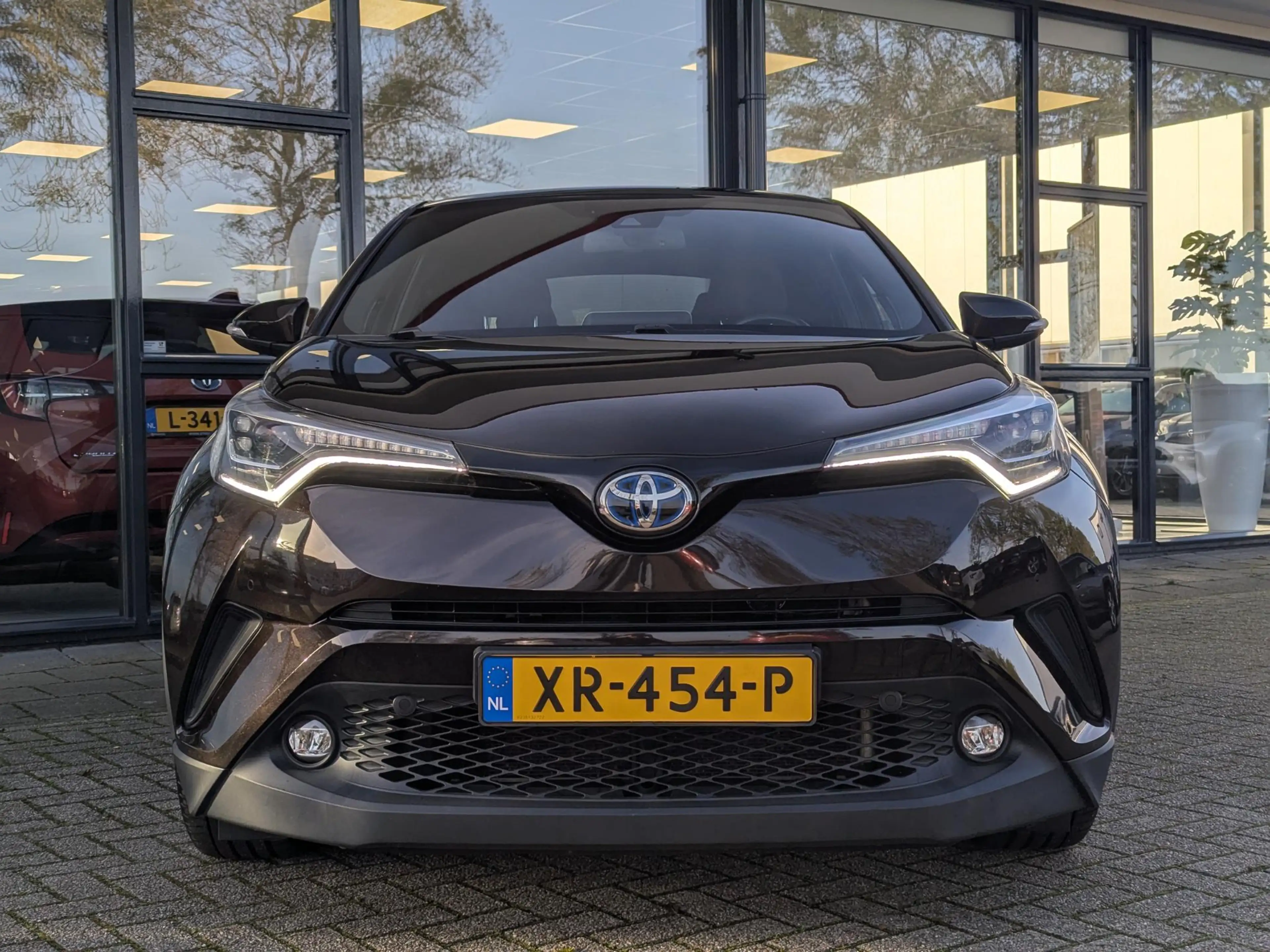 Toyota C-HR 1.8 Hybrid Executive | Trekhaak | JBL | Stoel- stu — photo 5