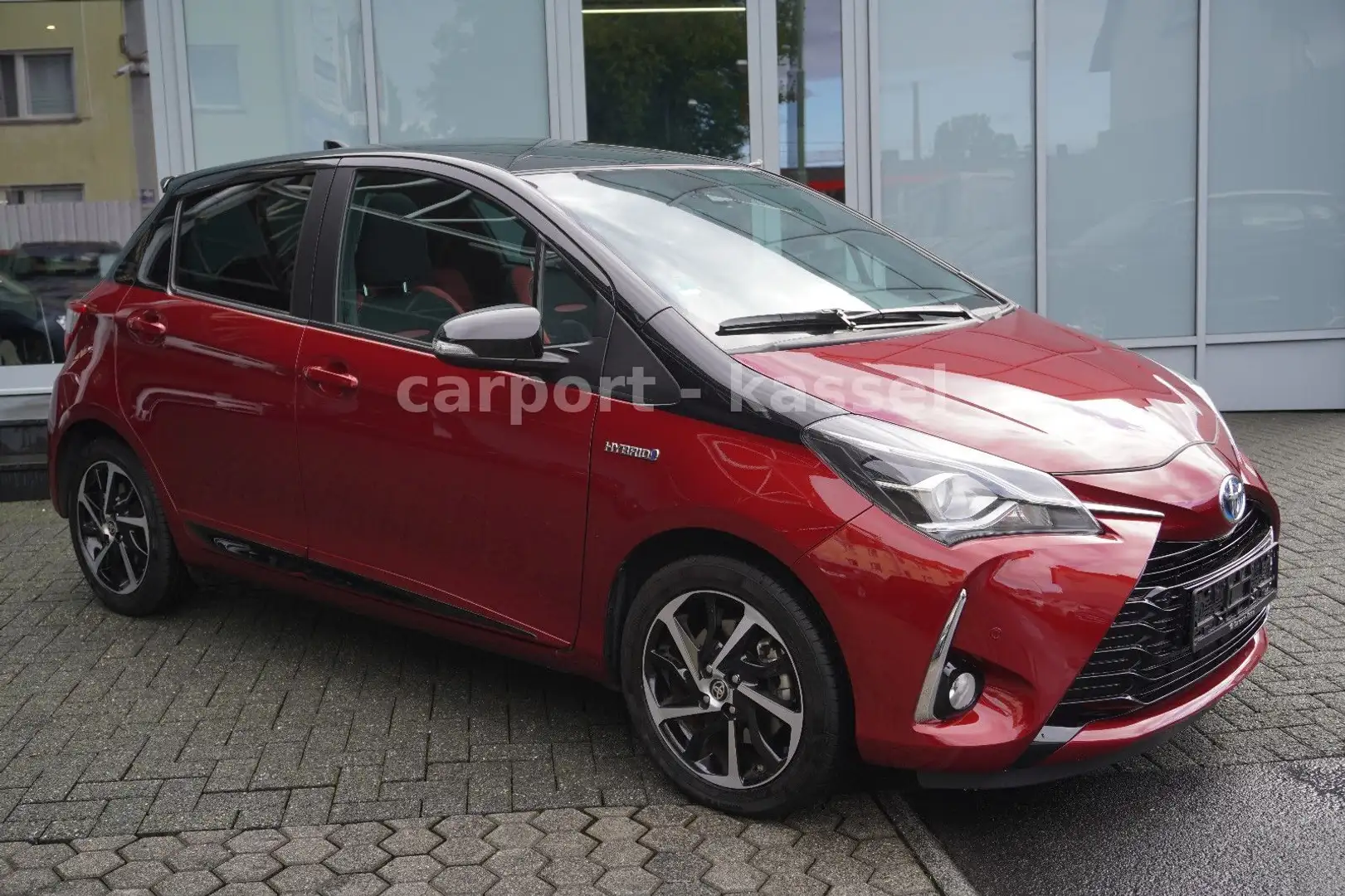 Toyota Yaris Hybrid Style Selection Automatik/Pano Rot - 1