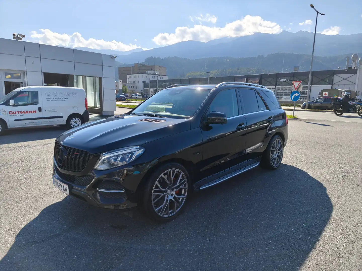 Mercedes-Benz GLE 500 e 4Matic 7G-TRONIC AMG Line - 2