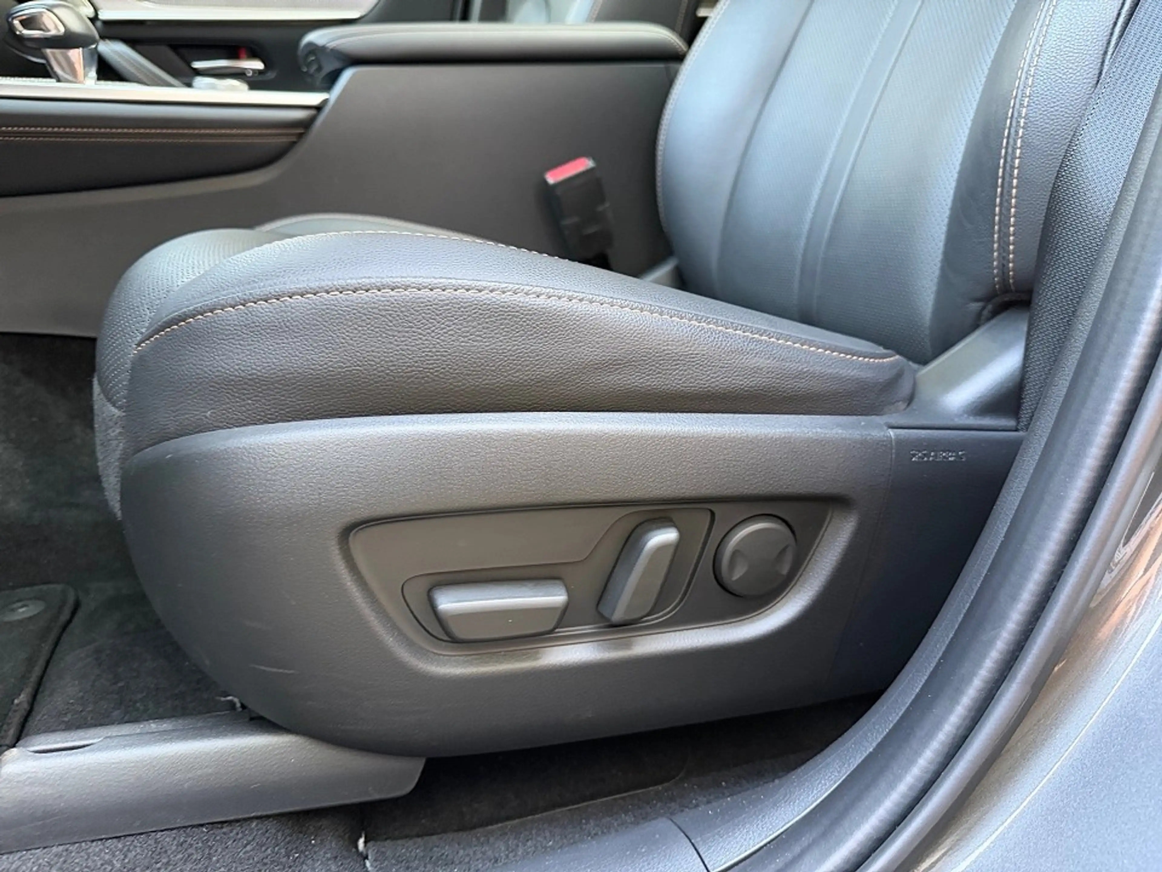 Mazda CX-60 e-SKYACTIV PHEV Homura alle Pakete / AHK — photo 17