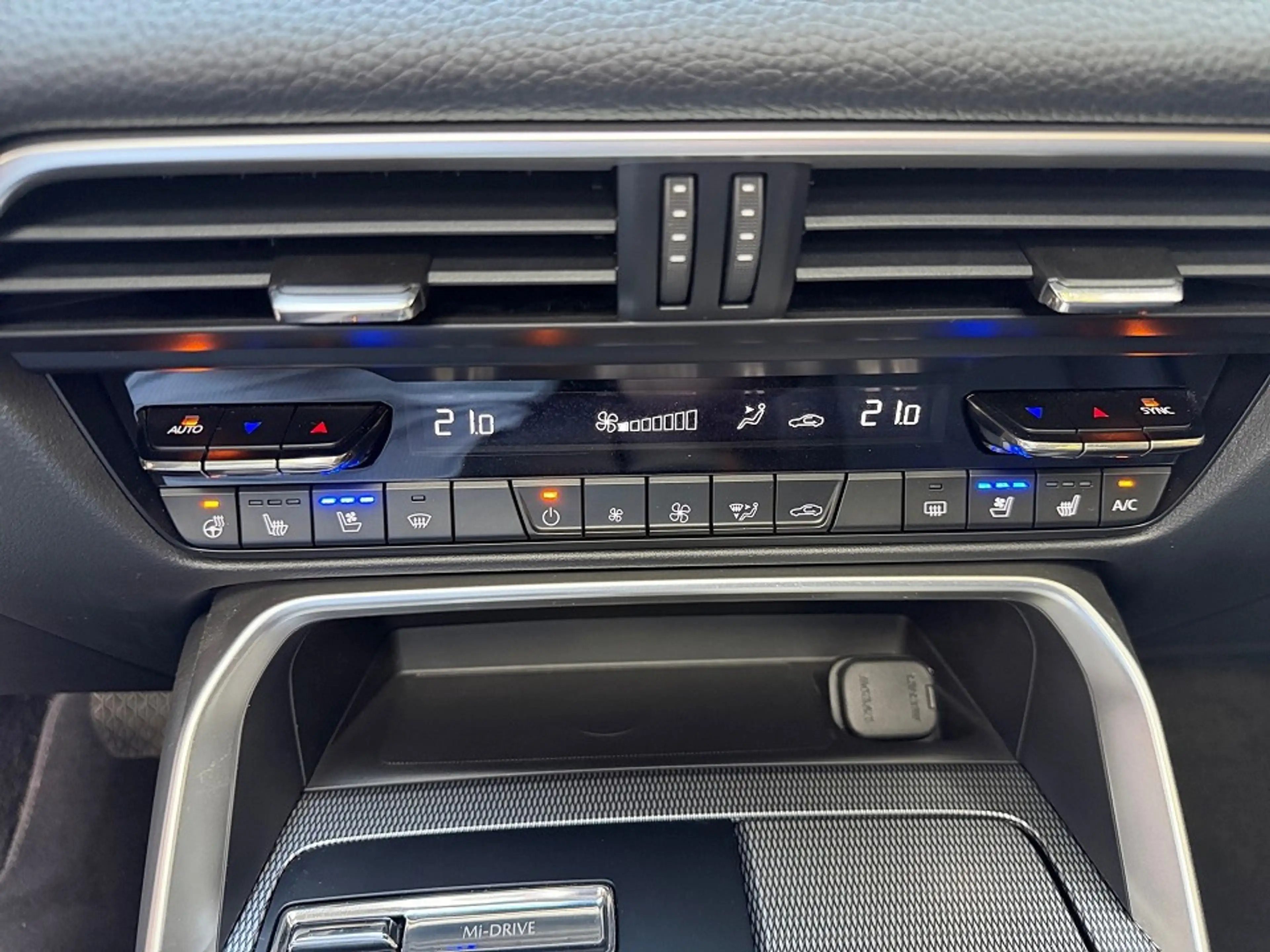 Mazda CX-60 e-SKYACTIV PHEV Homura alle Pakete / AHK — photo 20