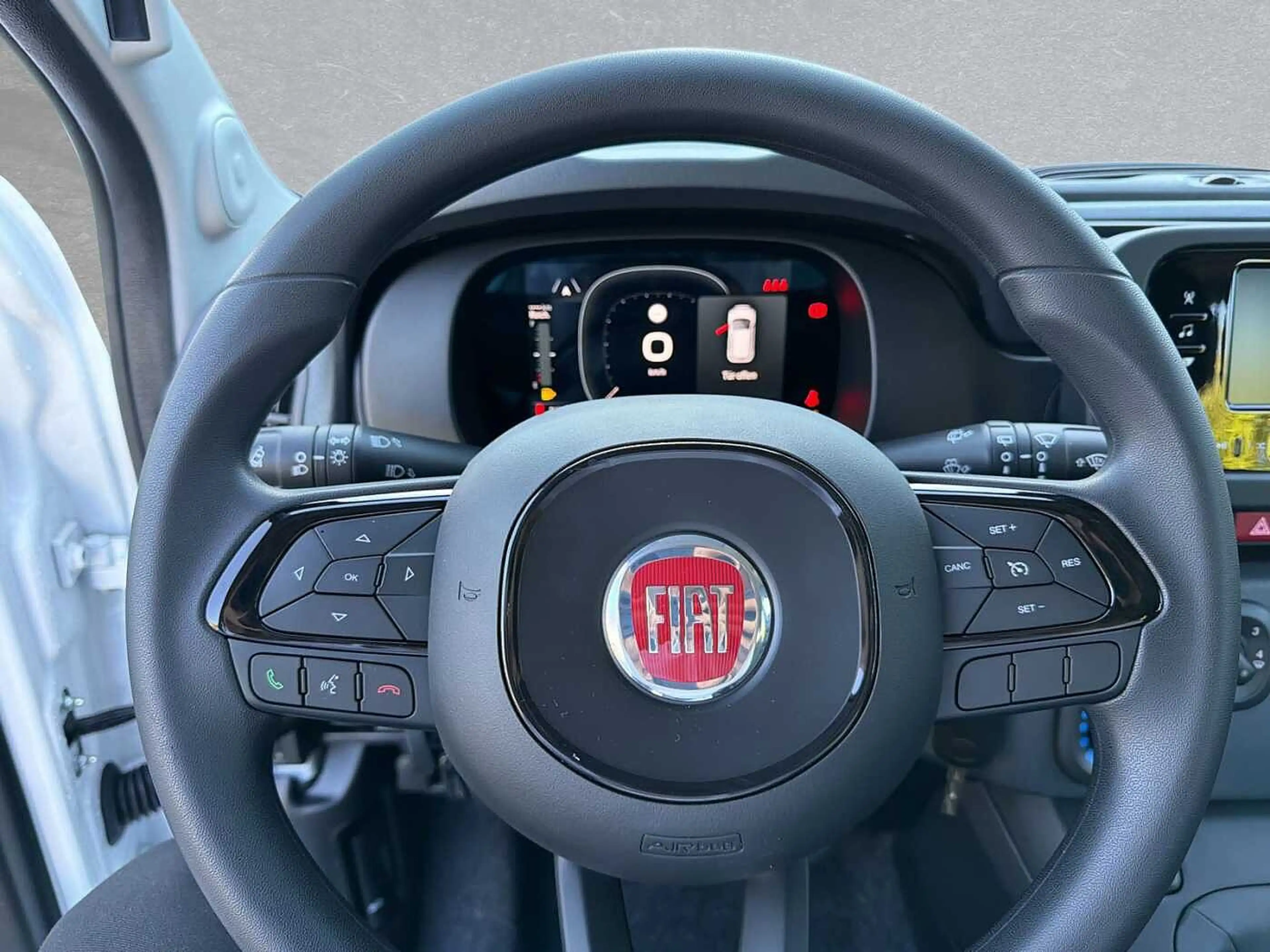 Fiat New Panda Panda/Pandina Hybrid ICON — photo 10