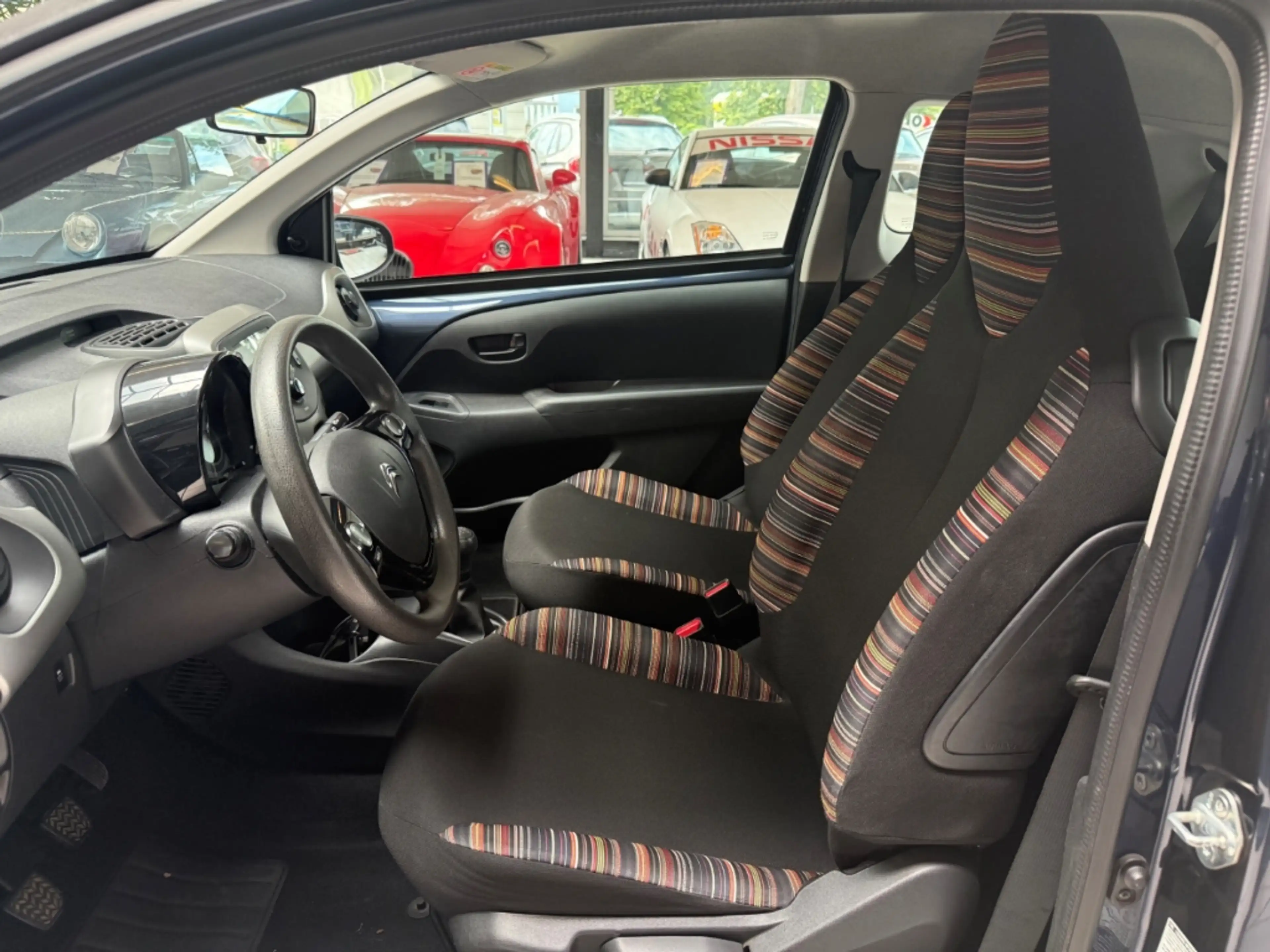 Citroen C1 Feel Scheckheft Klima TÜV neu — photo 11